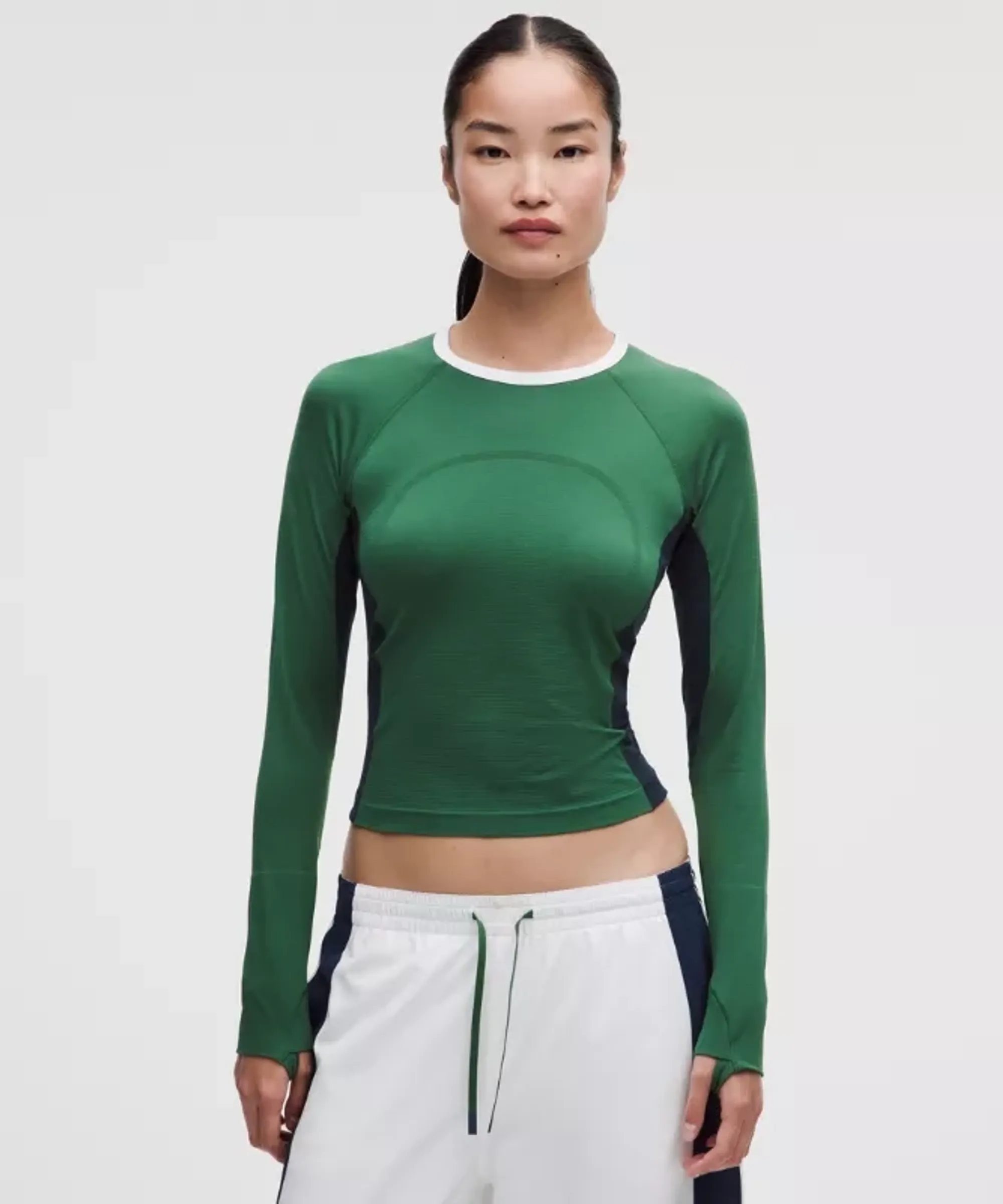 lululemon – Women's Swiftly Tech Long-Sleeve 2.0 Waist Length Colour Block – Color White/Blue – Size 10