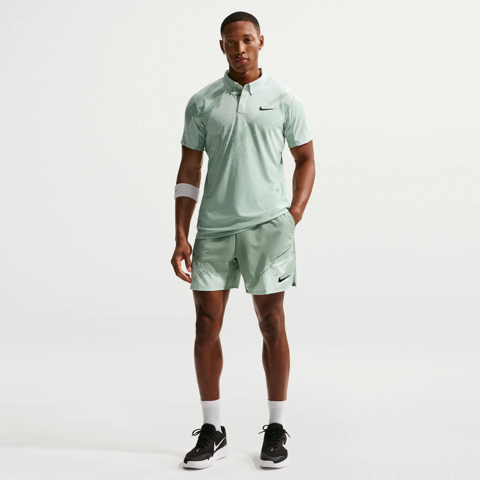 NikeCourt Slam Men's Dri-FIT Tennis Shorts - Green