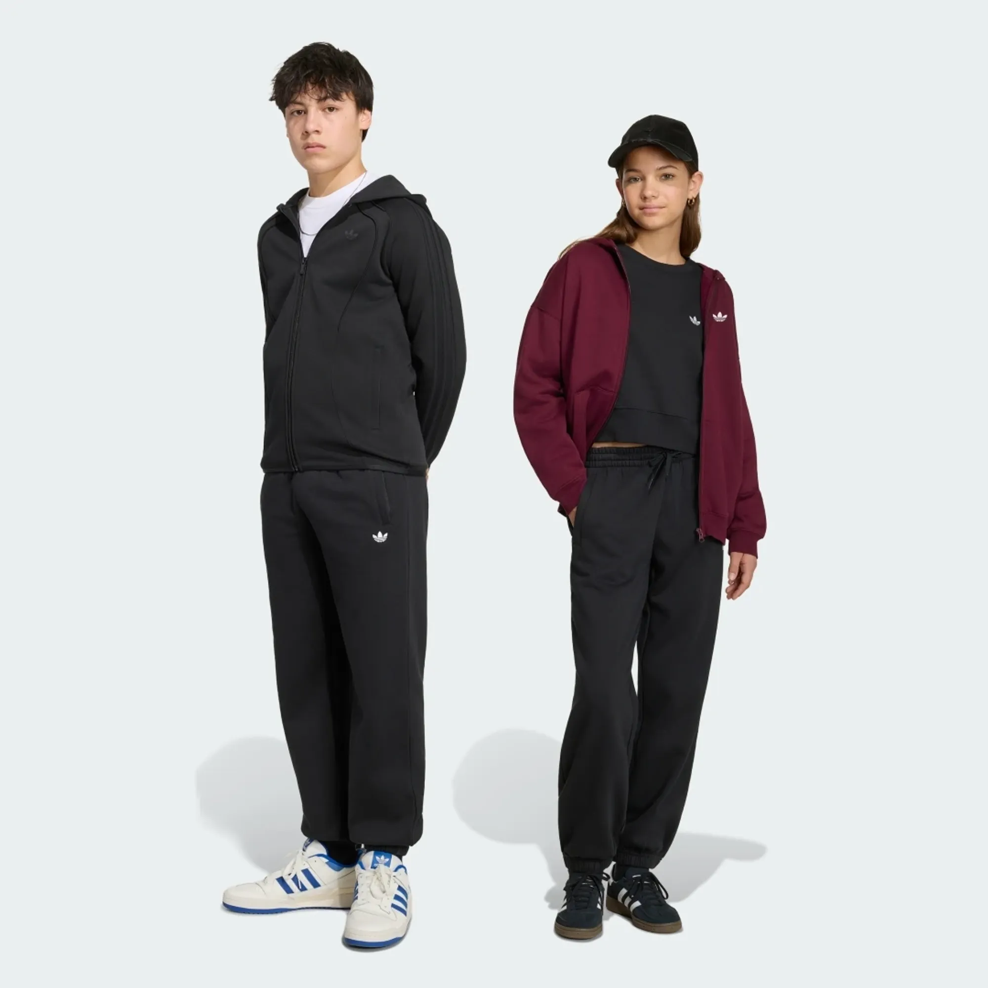 adidas OVERSIZED FLEECE JOGGERS