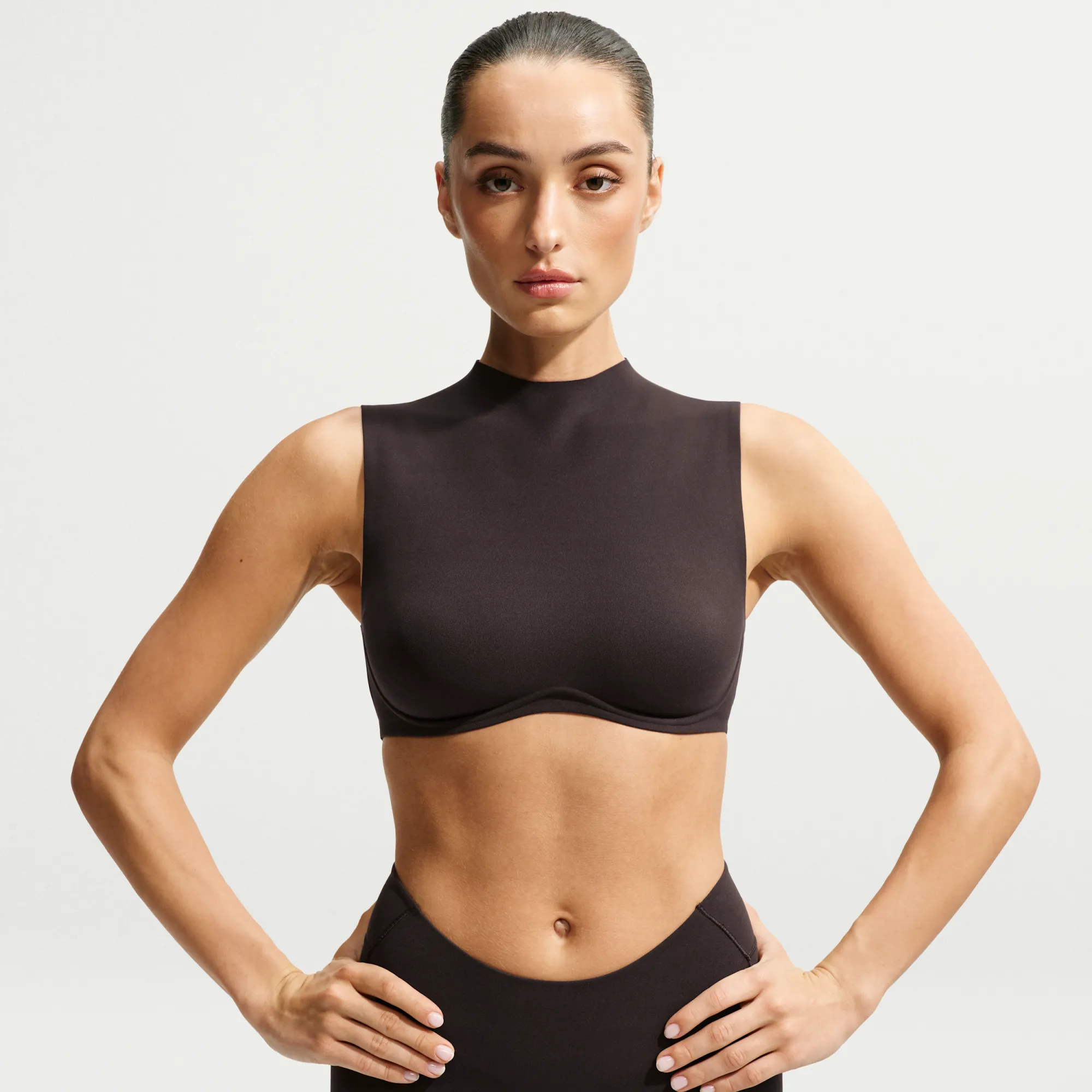 NikeSKIMS Studio Stretch Medium-Support Mock Neck Sports Bra - Brown