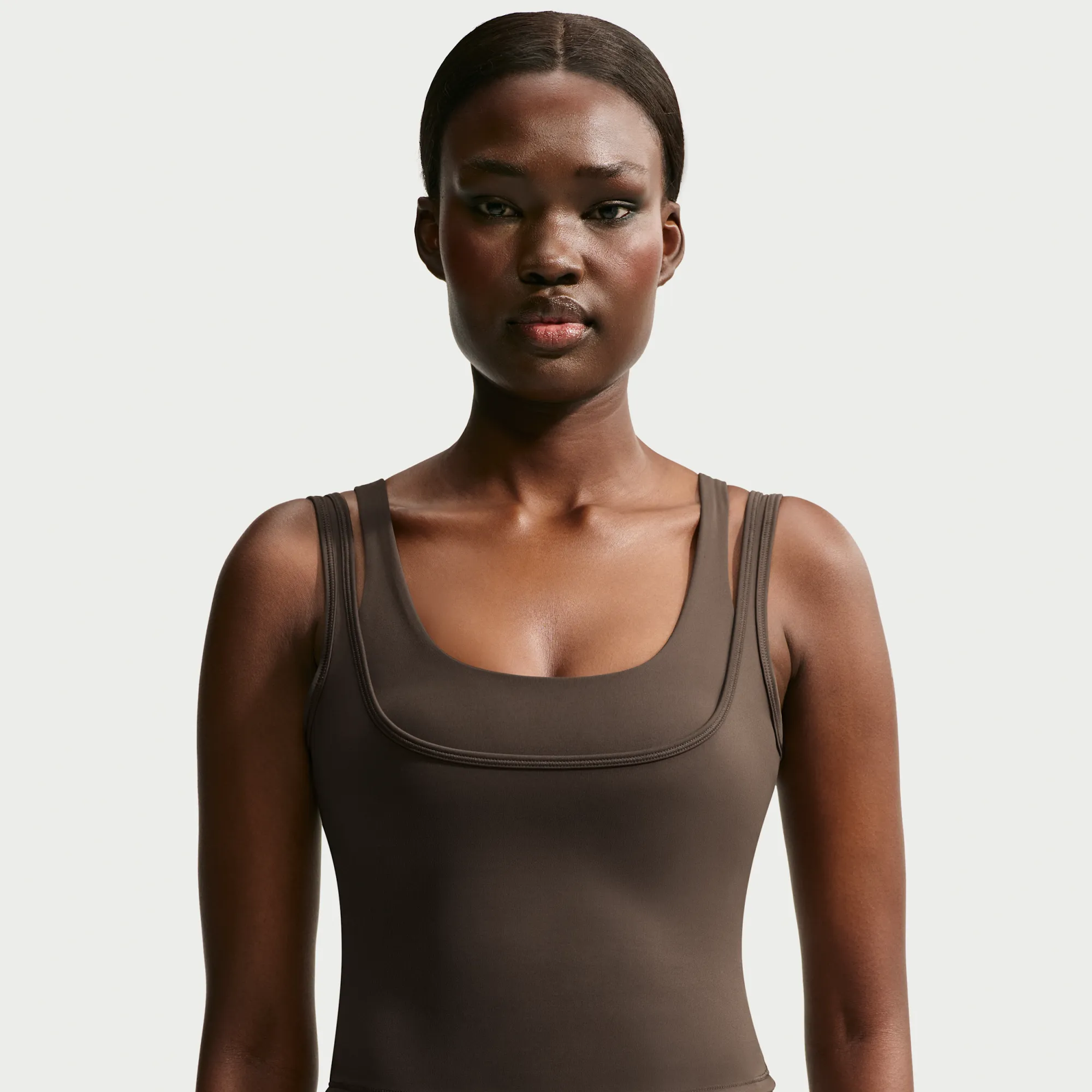 NikeSKIMS Matte Women's Double-Strap Scoop Tank Top - Brown