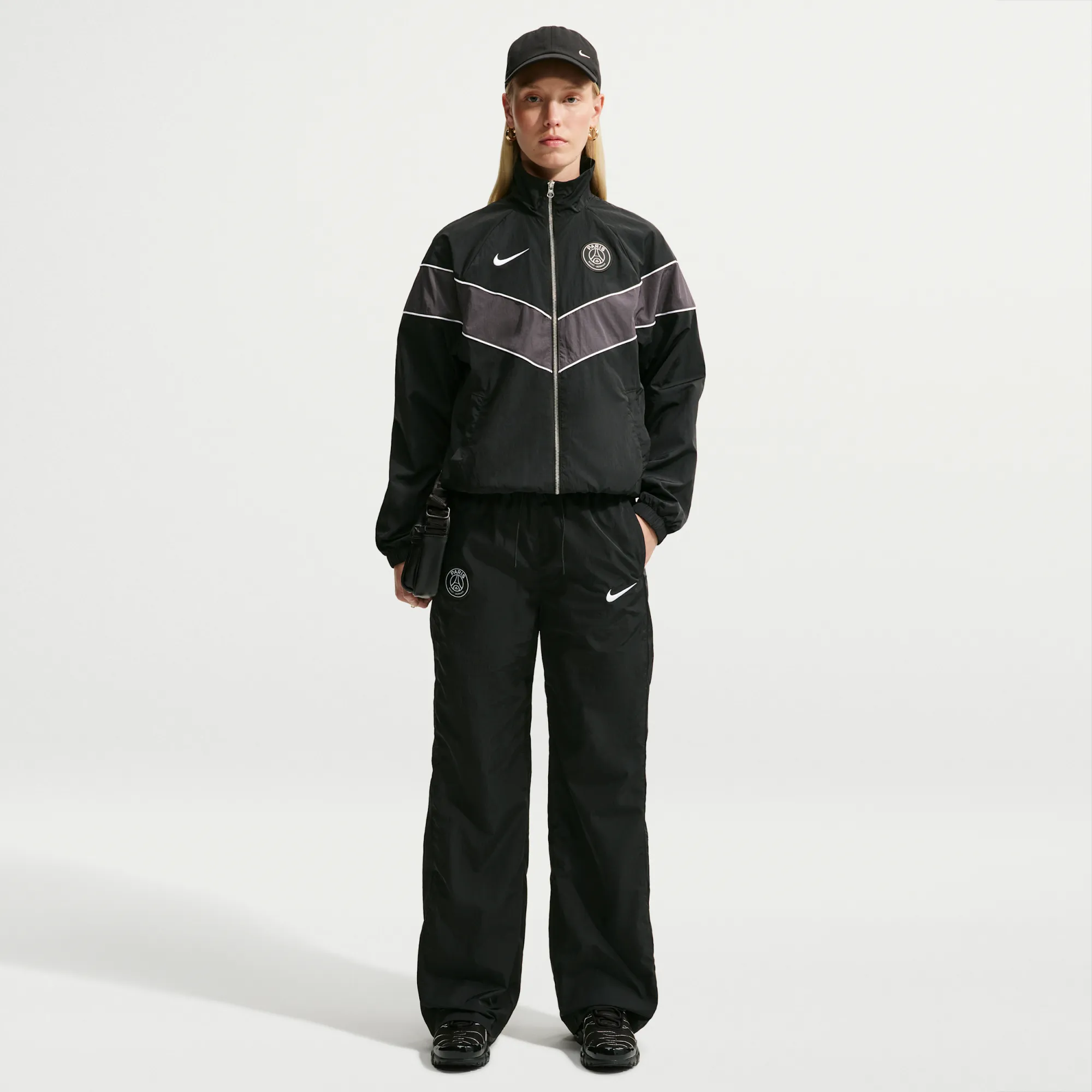 Nike Football High-Waisted Woven Pants - Black