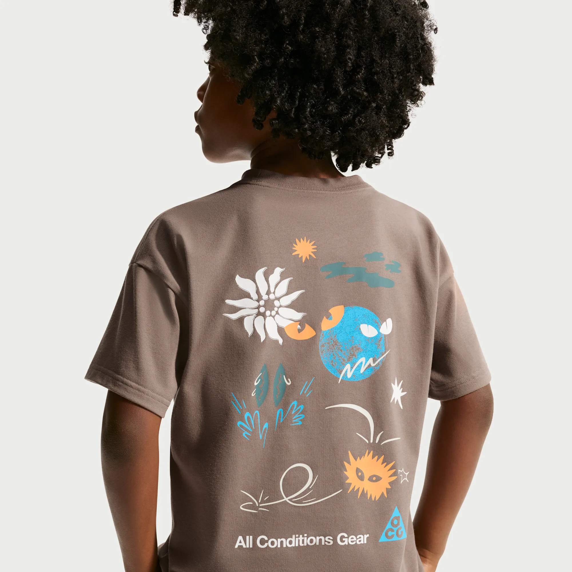 Nike ACG Older Kids' Max90 T-Shirt - Mink Brown