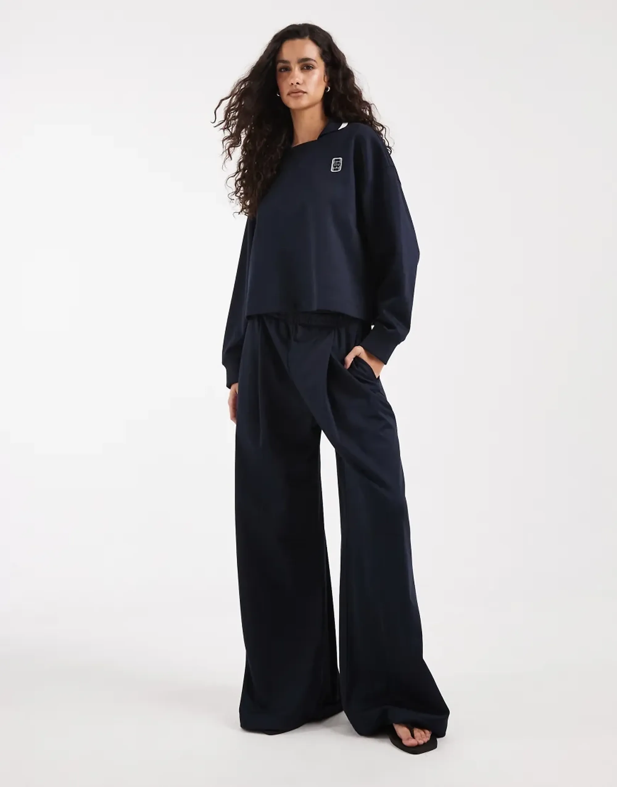 Lacoste Pleat Front Piqué Sweatpants - Navy Blue