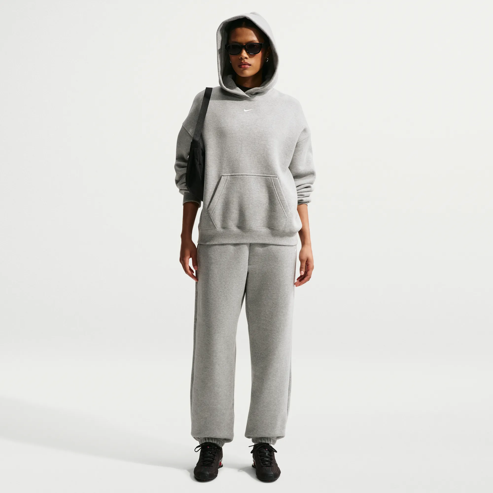 Nike Studio Medium Weight High-Rise Oversized Cuffed Trousers - Grey - Fleece