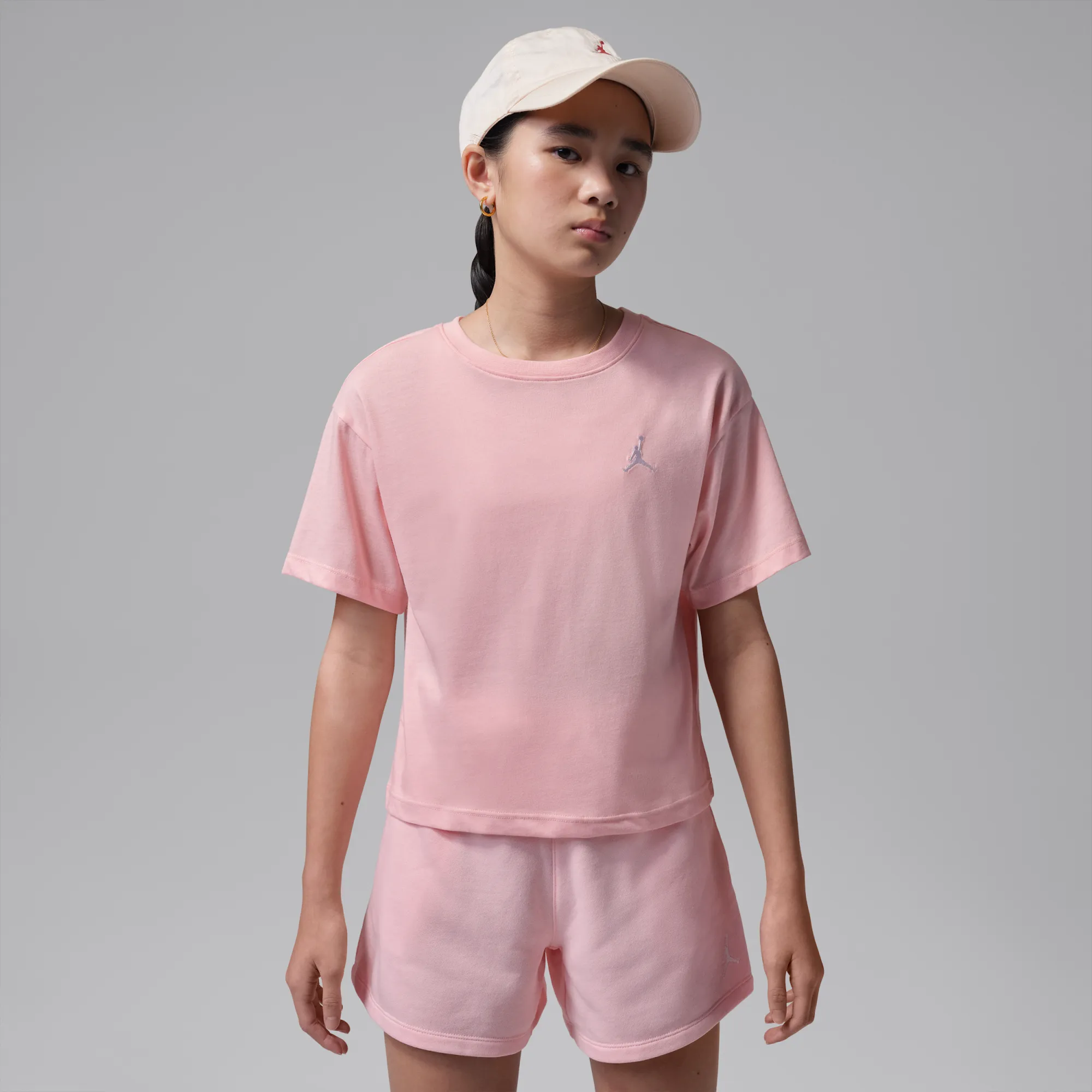 Nike Jordan Brooklyn Essentials Younger Kids' Embroidered T-Shirt - Pink Bloom