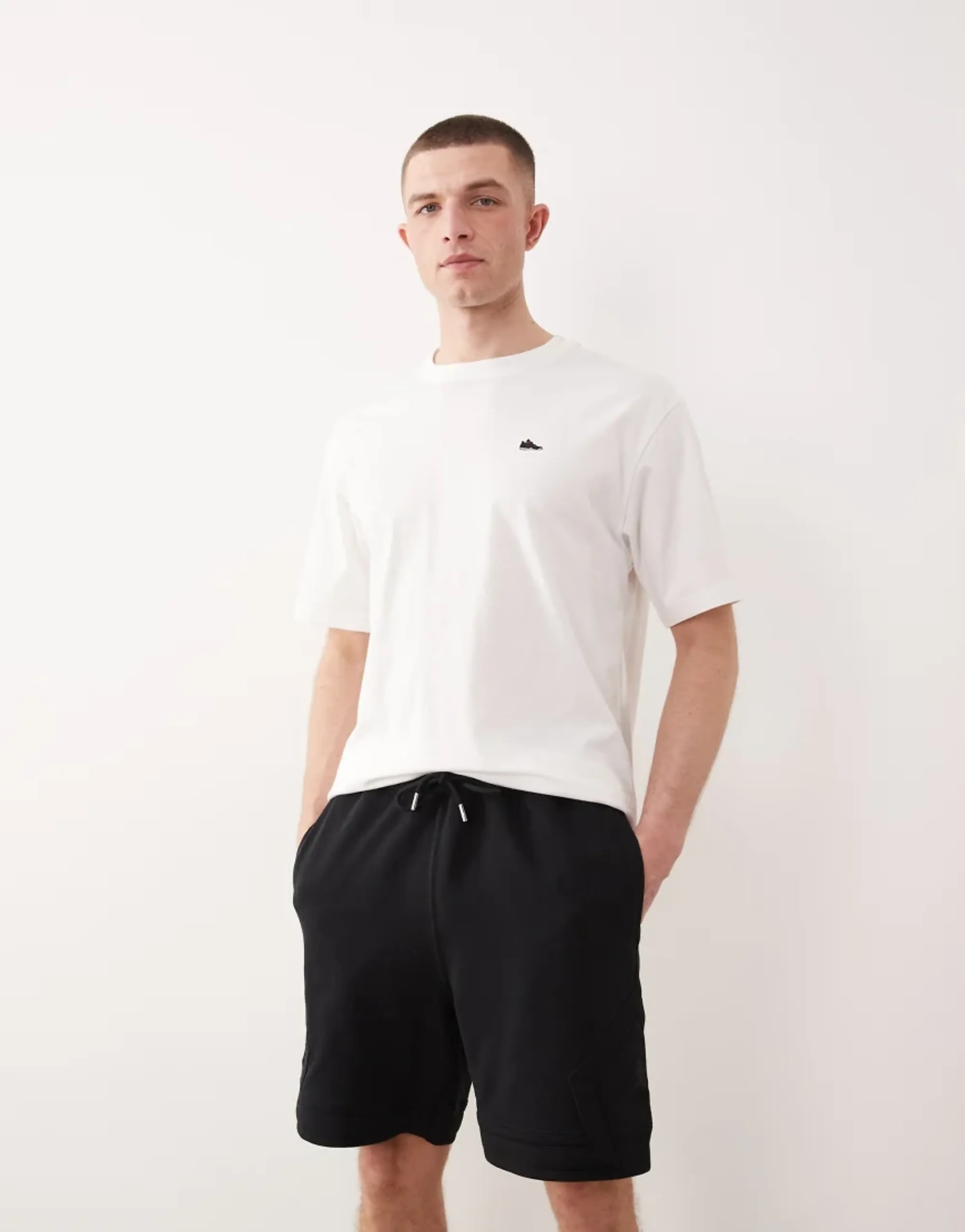 Jordan Flight Diamond Fleece Short In Black