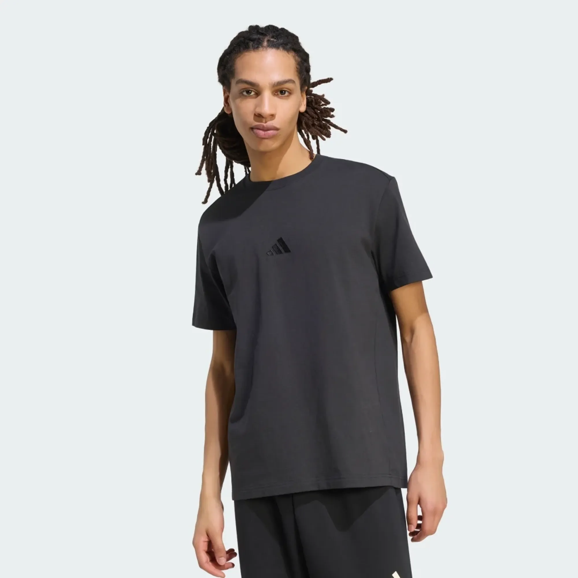adidas ADIDAS KIT SMALL LOGO T-SHIRT