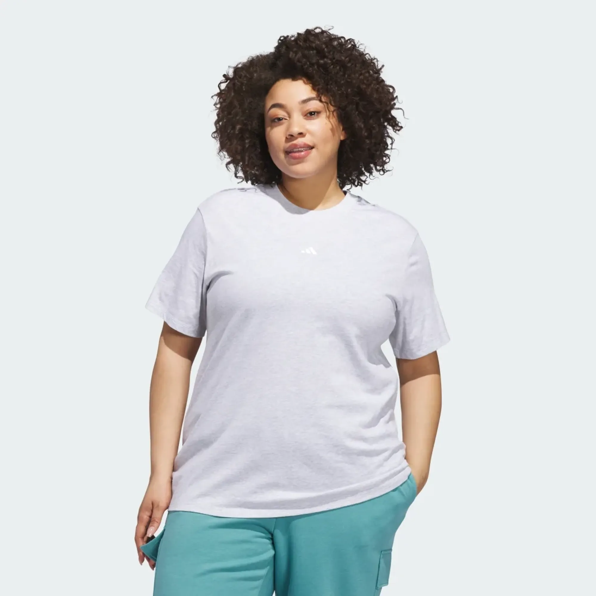 adidas ESSENTIALS SMALL LOGO TSHIRT