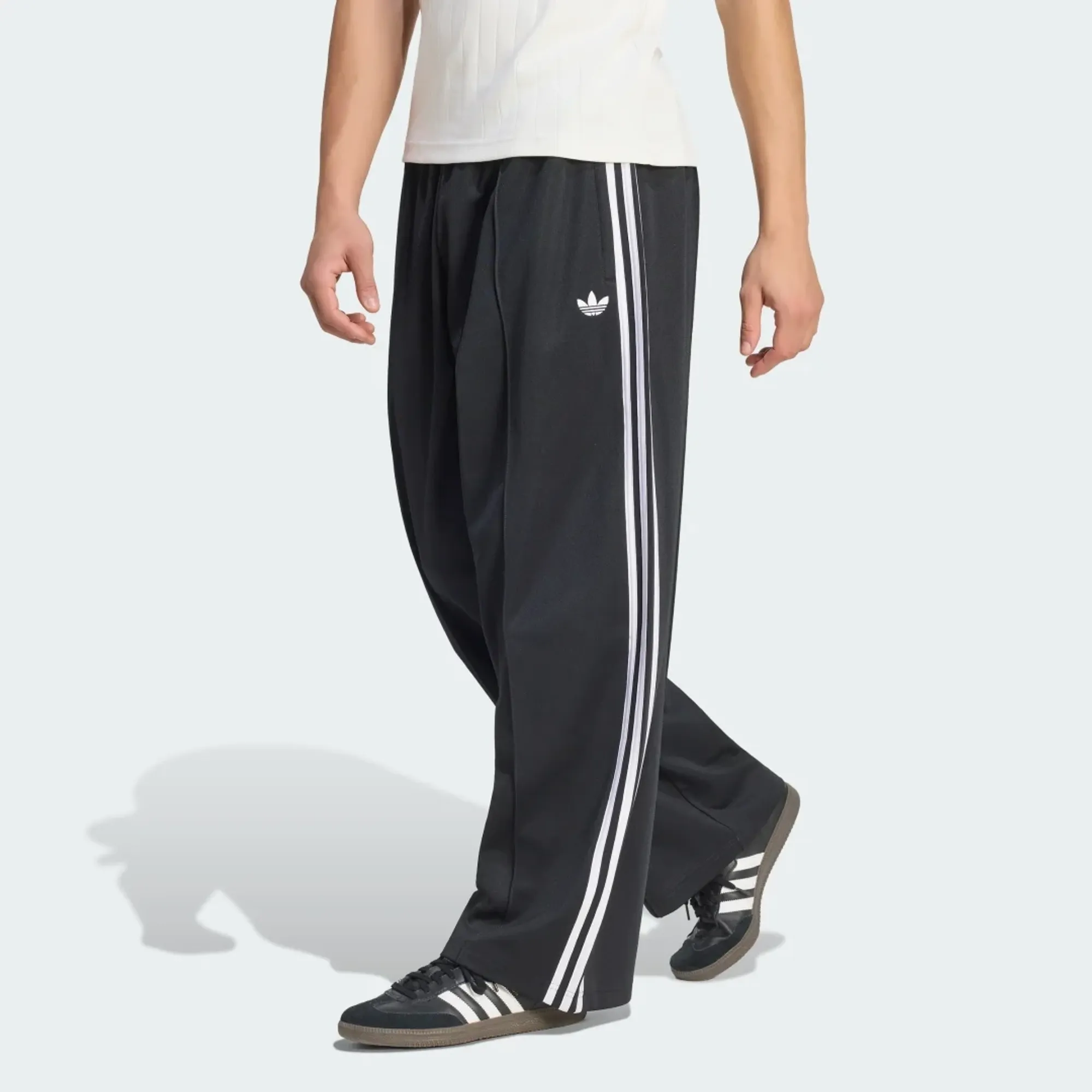 adidas OVERSIZED TRACK Trousers