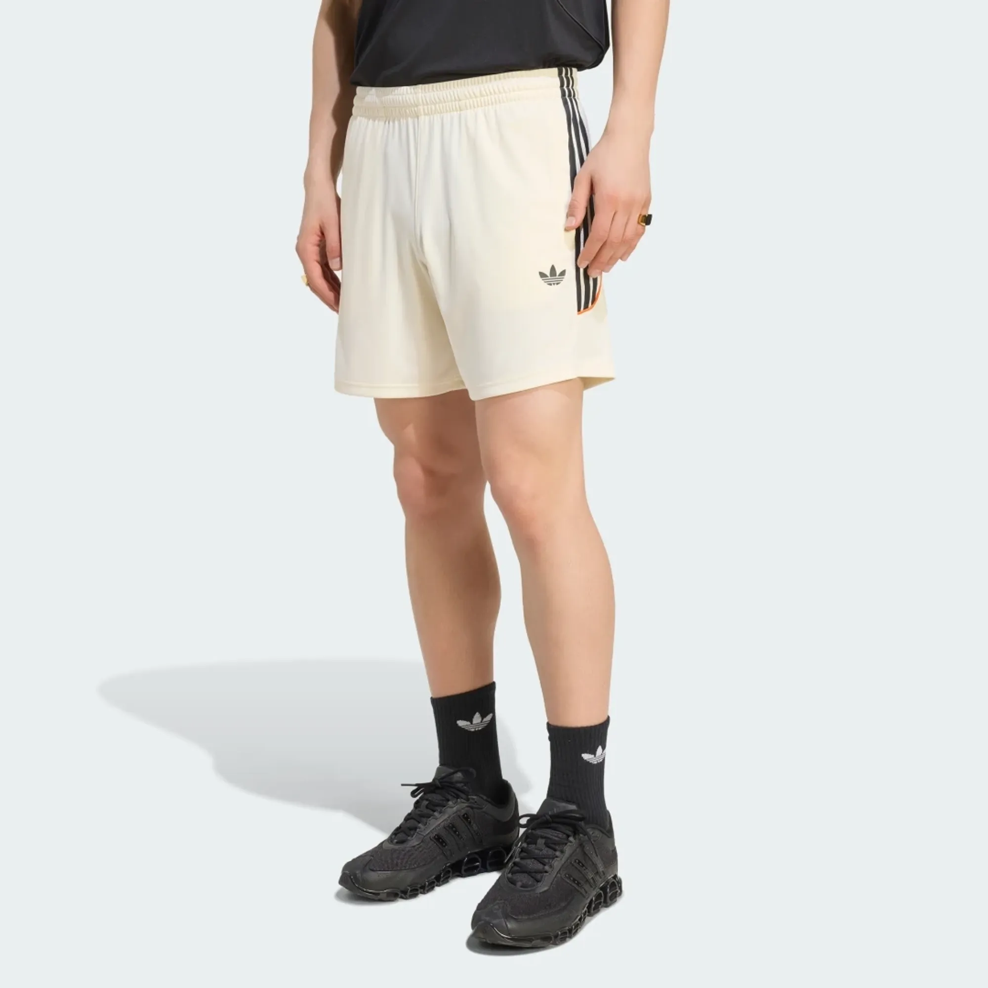 adidas TEAMGEIST 26 SHORTS
