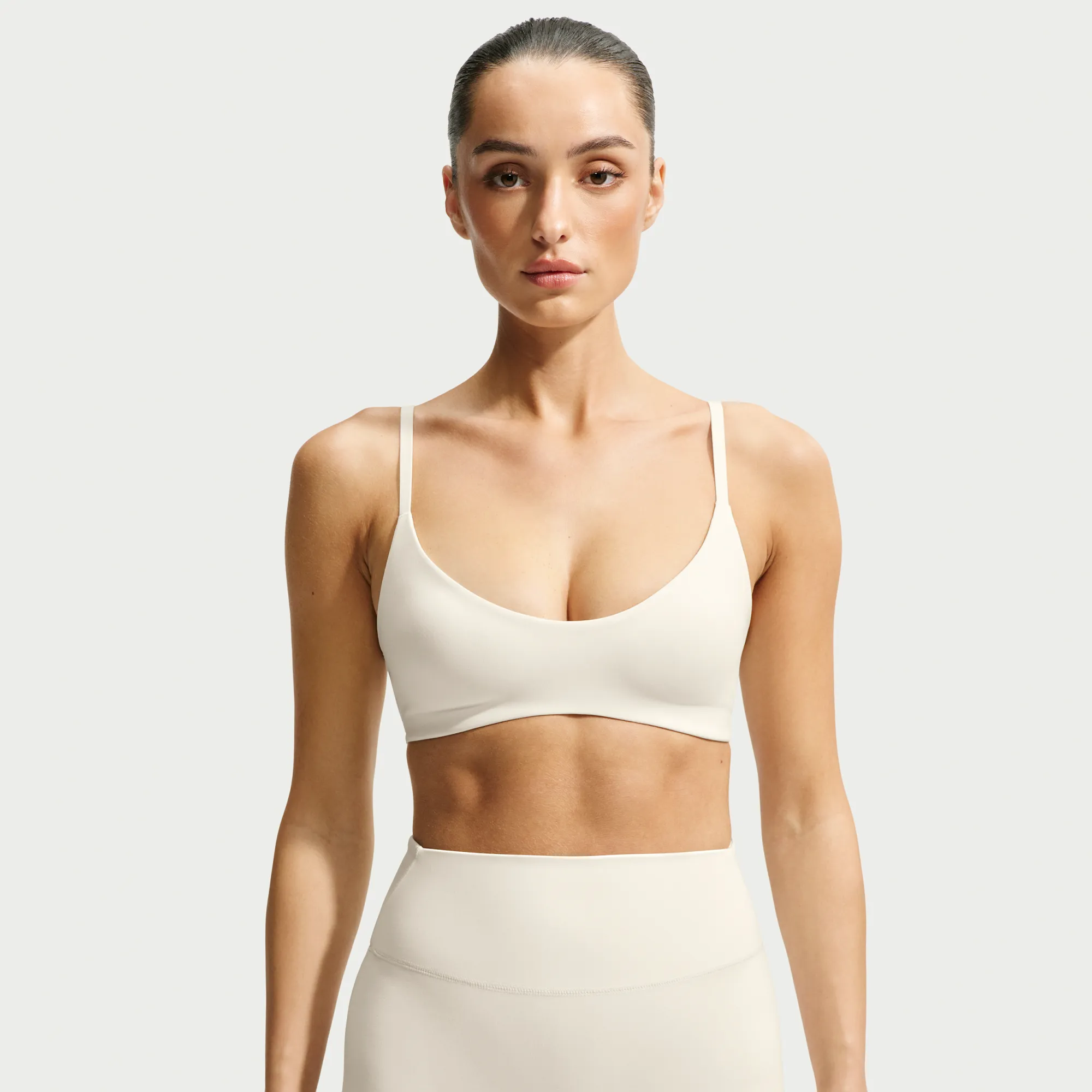 NikeSKIMS Matte Women's Micro-Scoop Bra - White