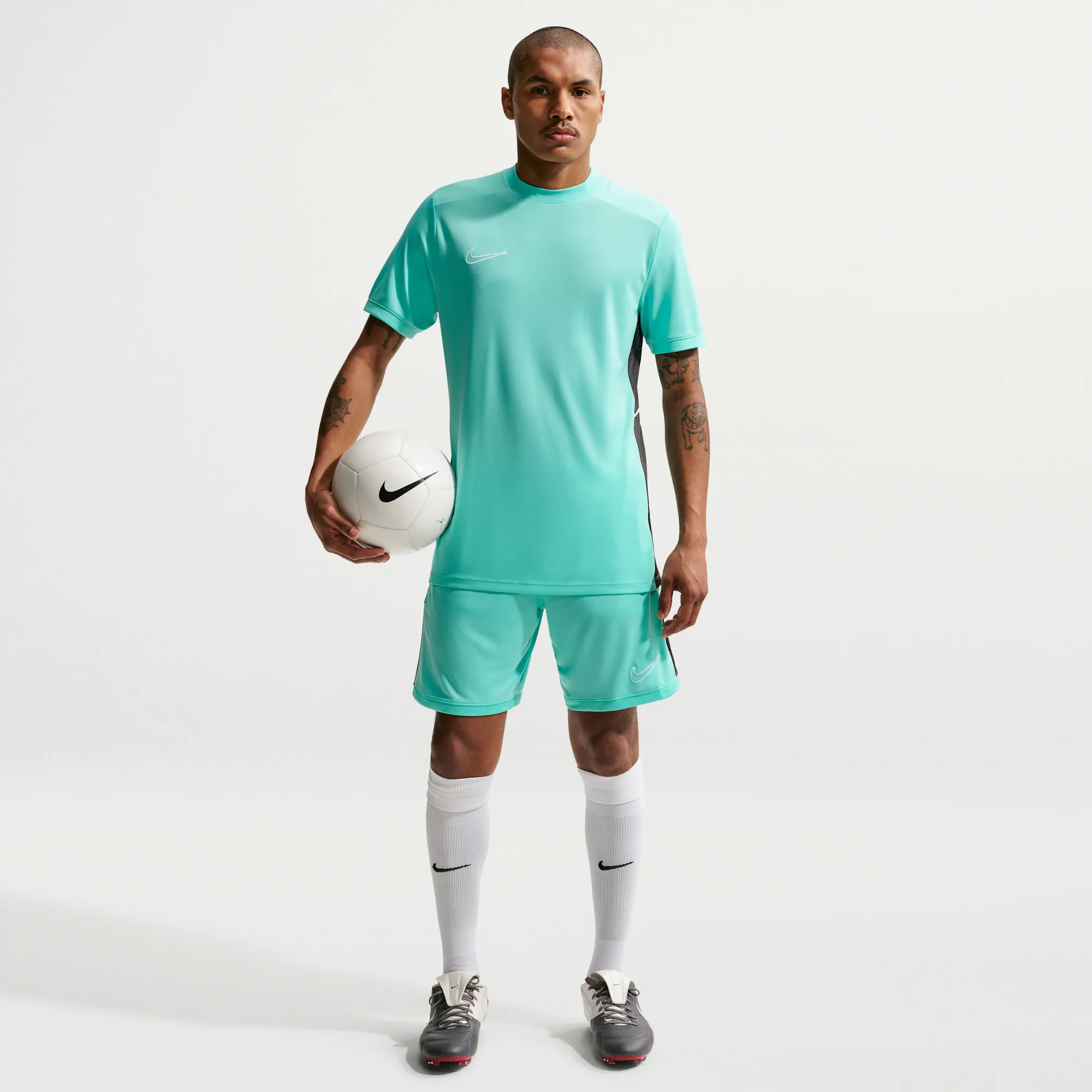 Nike Academy Men's Nike Dri-FIT Football Shorts - Green