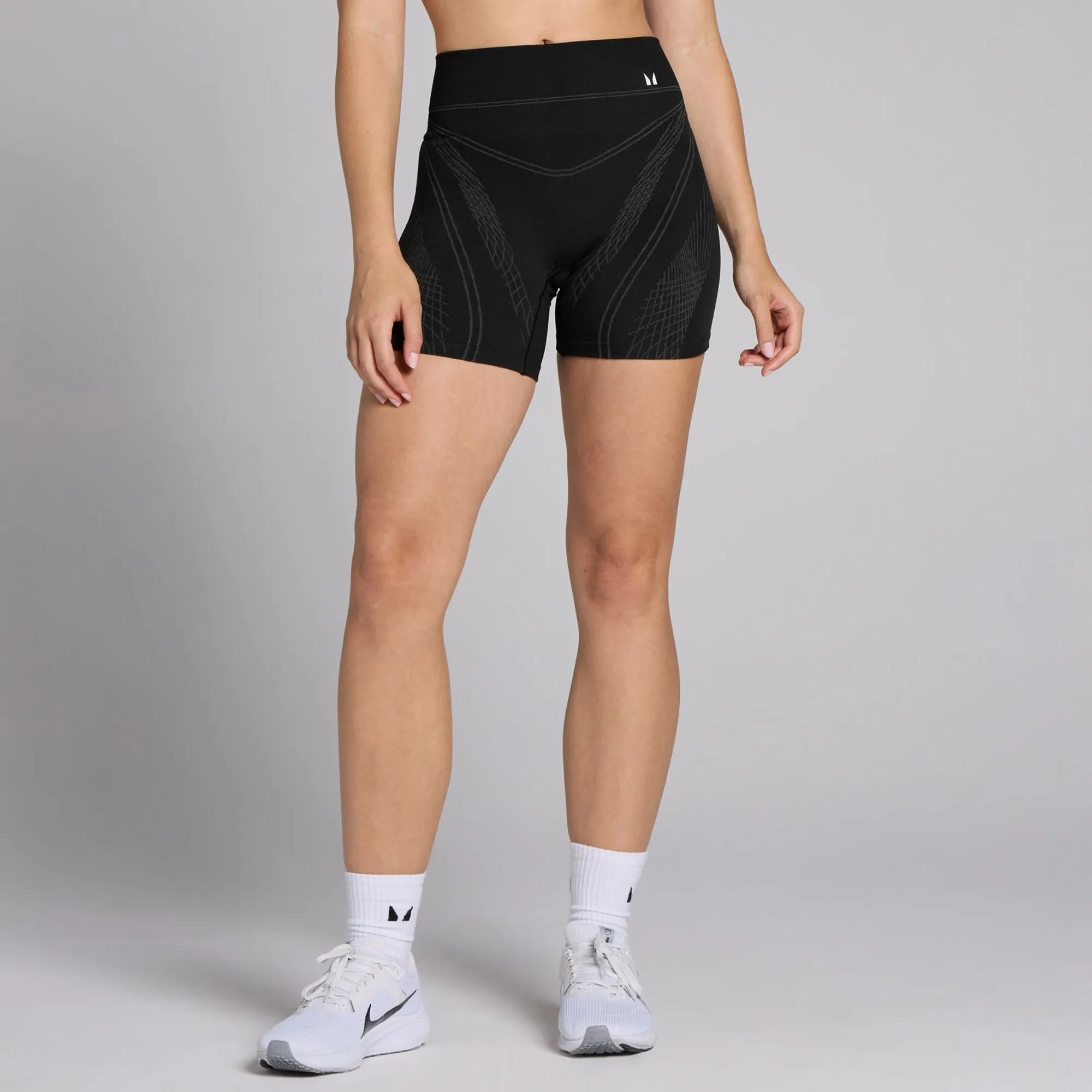 MP Women's Tempo Seamless Linear Shorts - Black - S