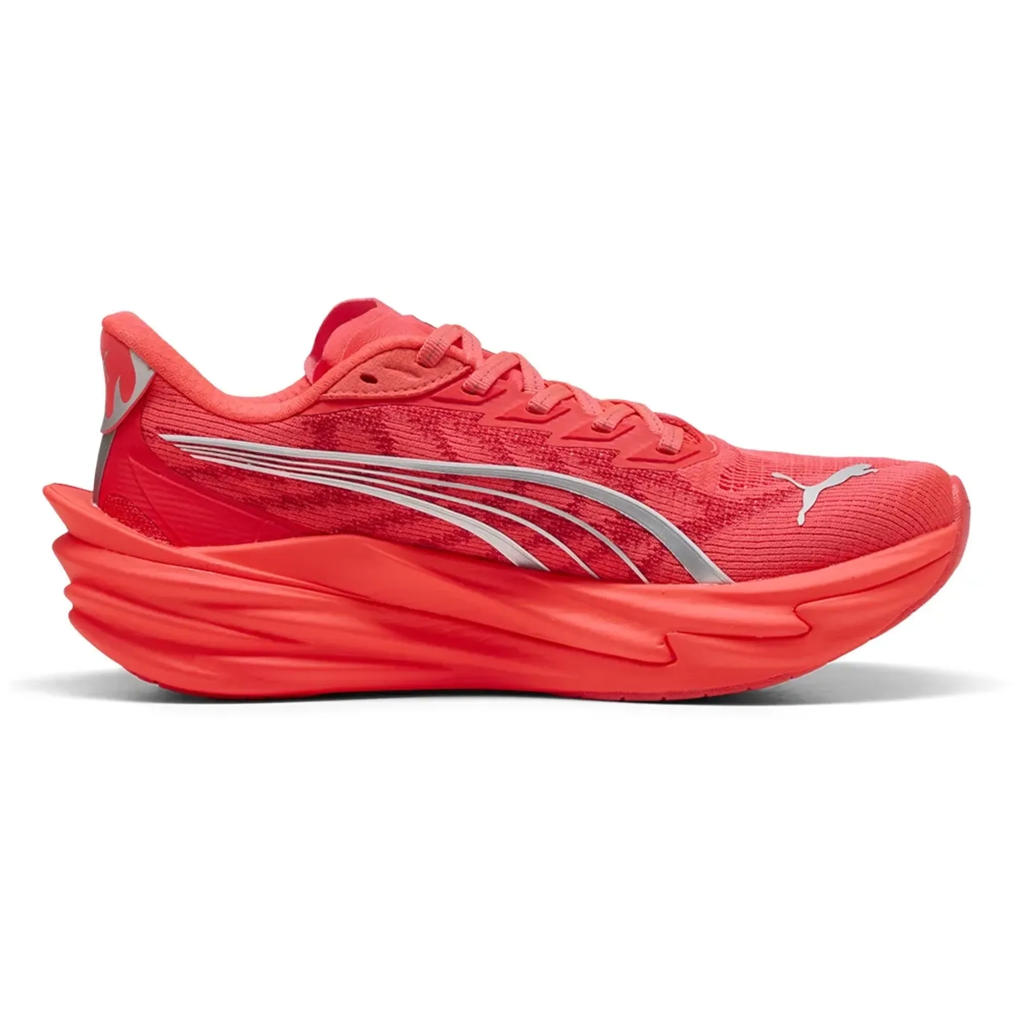 PUMA Deviate NITRO 4 Running Shoes Women in Red | Size 3