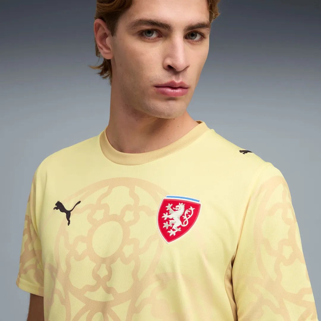 PUMA x CZECHIA x SALEHE BEMBURY Goalkeeper Jersey Men in Yellow
