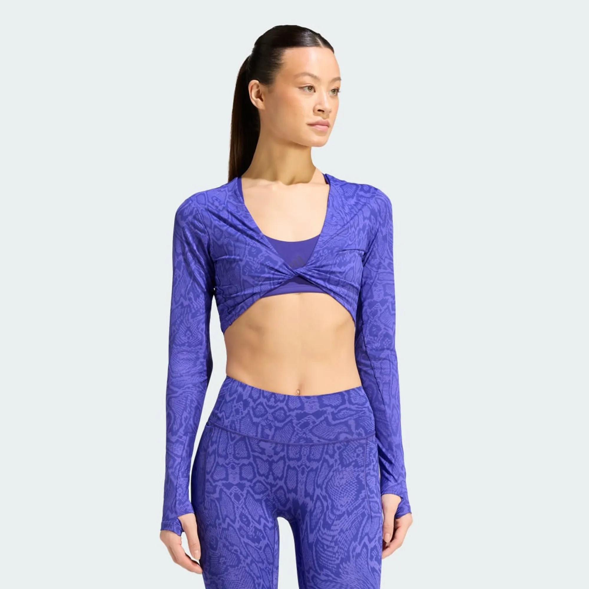 adidas PrimeLift Workout Snake Twist Reversible Long Sleeve T-Shirt