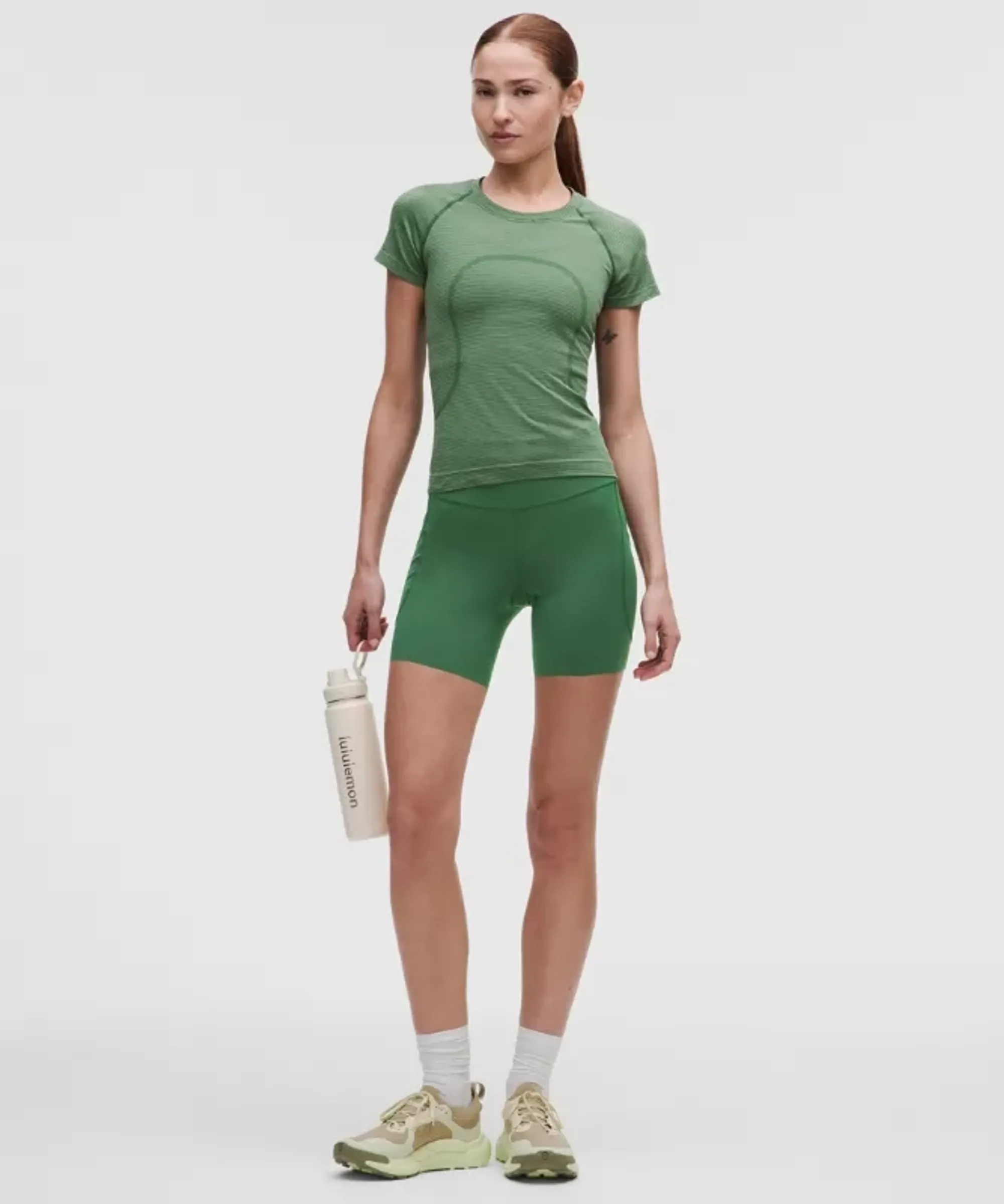 lululemon – Women's Fast and Free High-Rise Shorts 5 Pocket – 6" – Color Green – Size 10