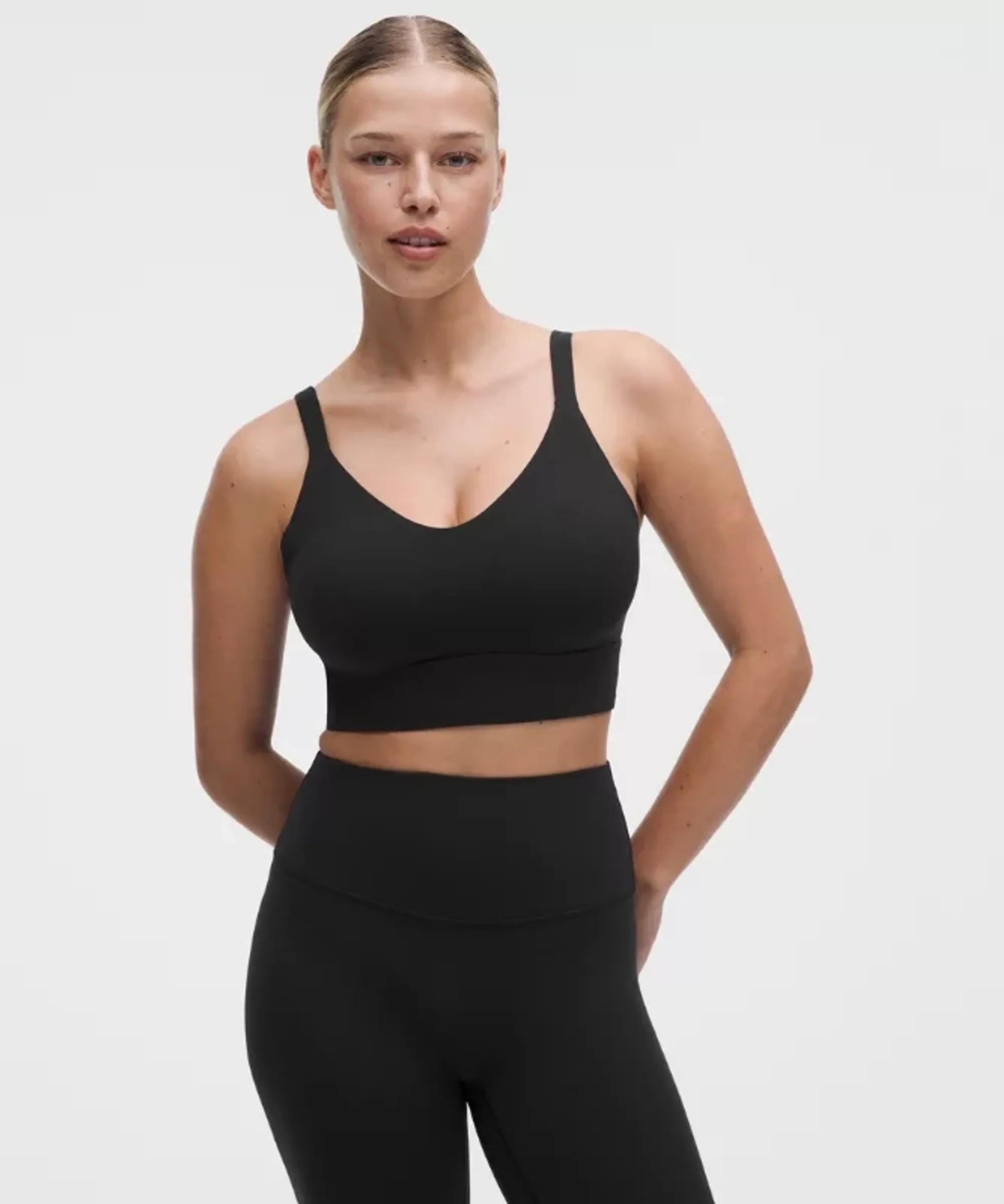 lululemon – Women's Focuser Scoopneck Sports Bra Light Support, DDD–G Cups – Color Black – Size 2XS