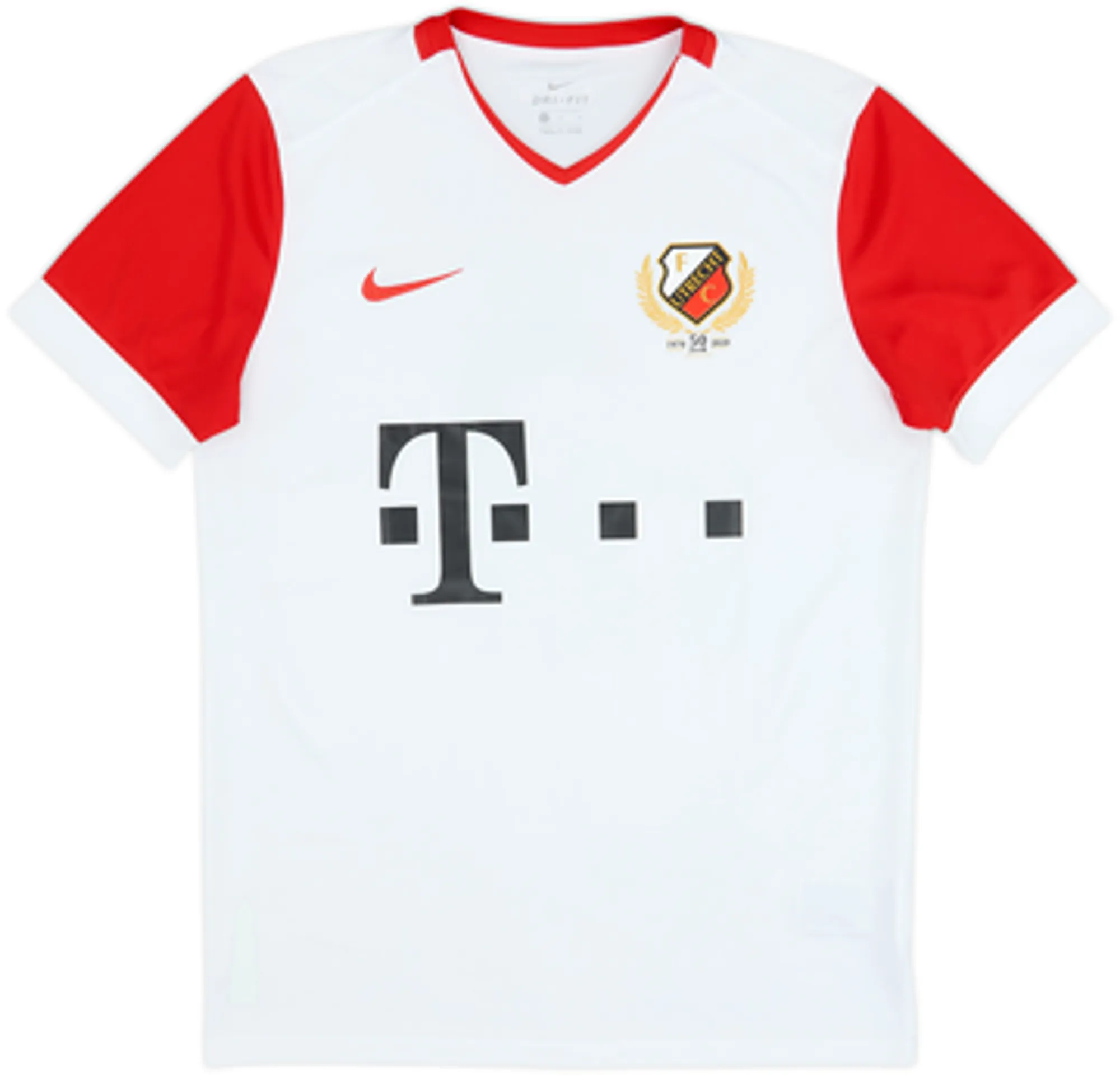 2020-21 Utrecht Home Shirt Van Der Maarel #2 - 6/10 - (L)