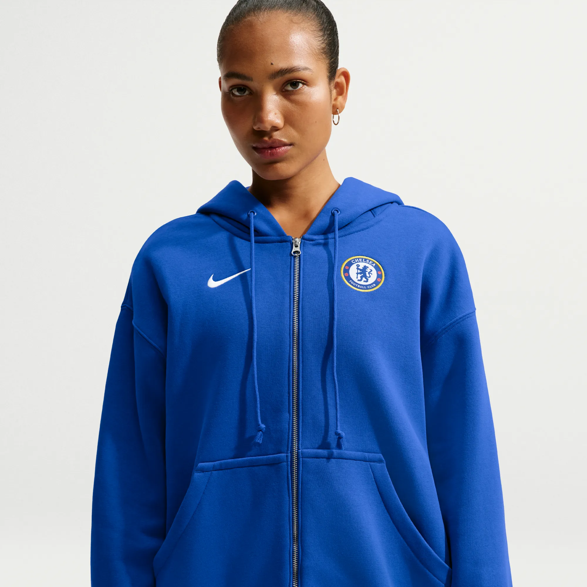 Chelsea Training Kits & Clothing | FOOTY.COM