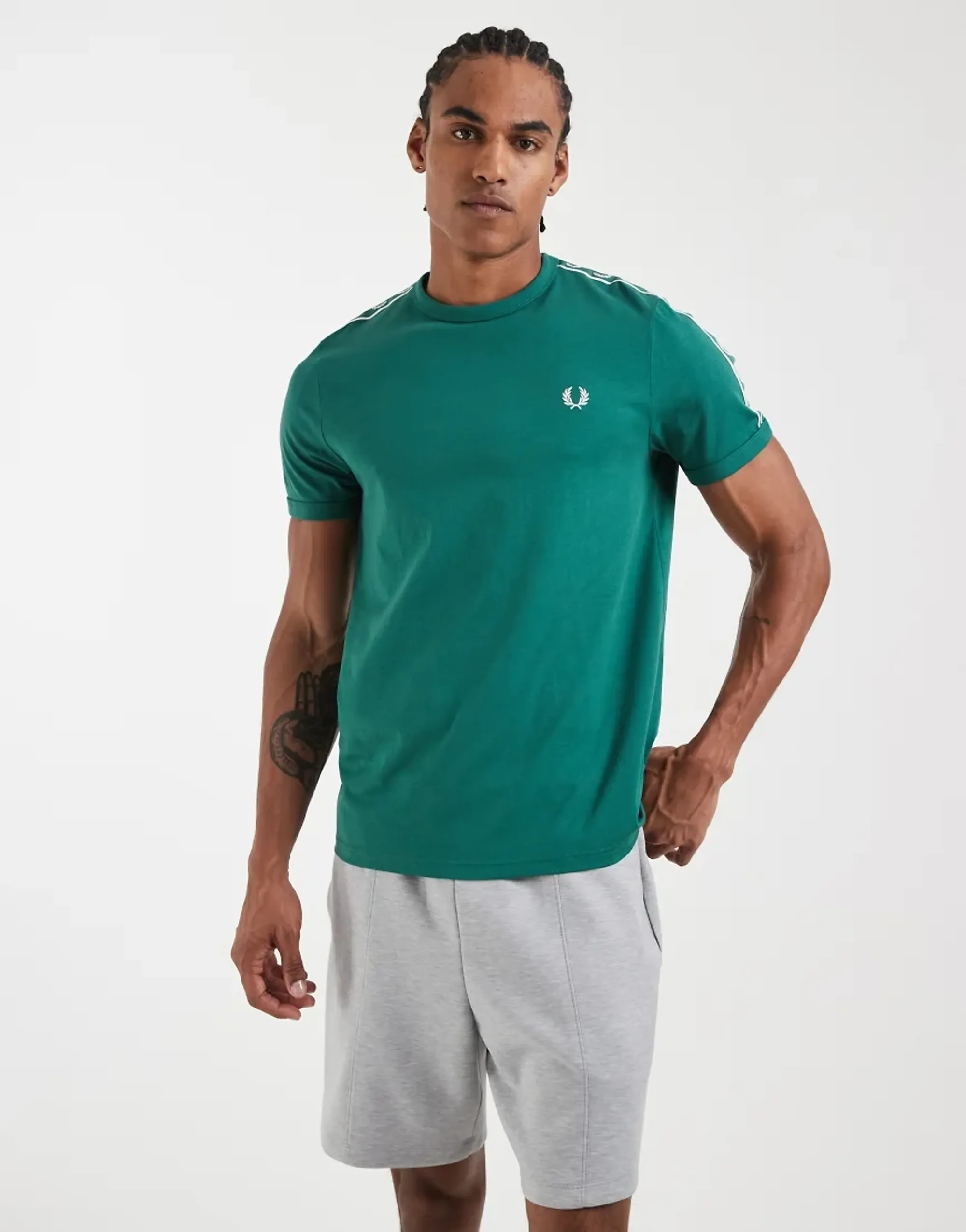 CONTRAST TAPE RINGER T-SHIRT