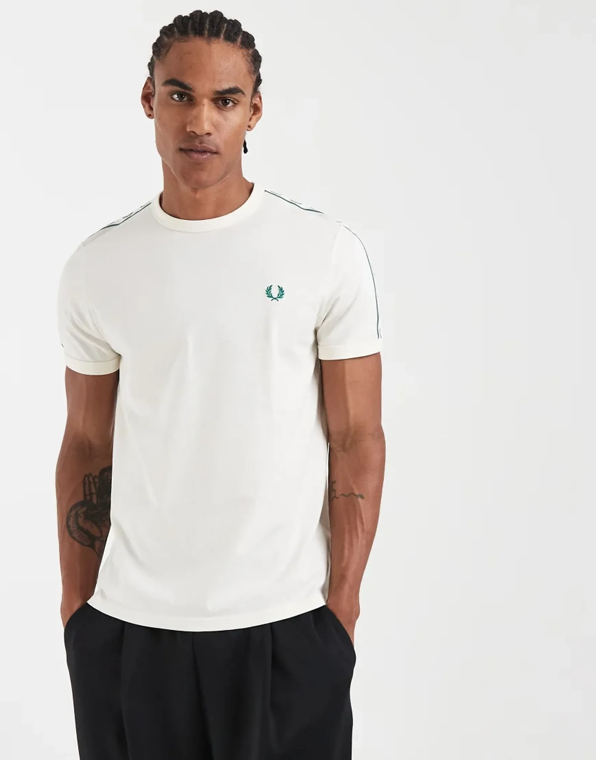 CONTRAST TAPE RINGER T-SHIRT