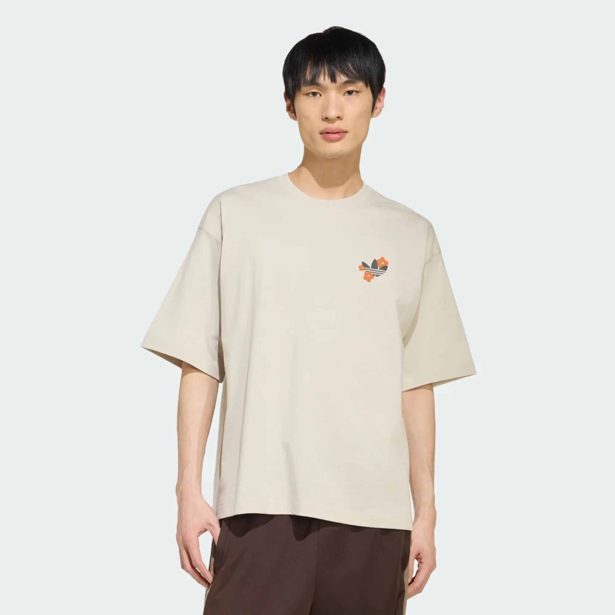 adidas 70S FLORAL GRAPHIC T-Shirt