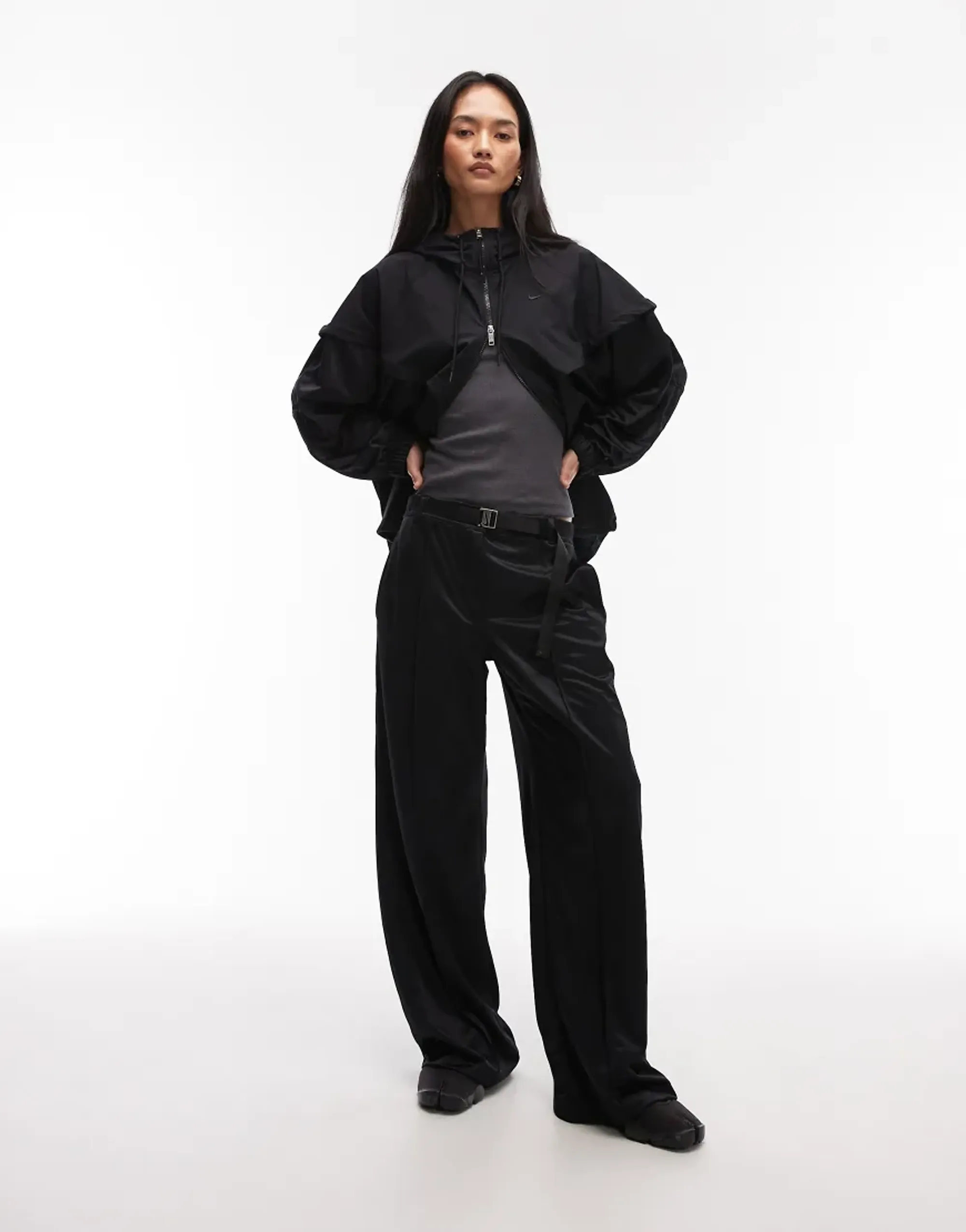 Nike Straight Leg Trousers With Belt In Black