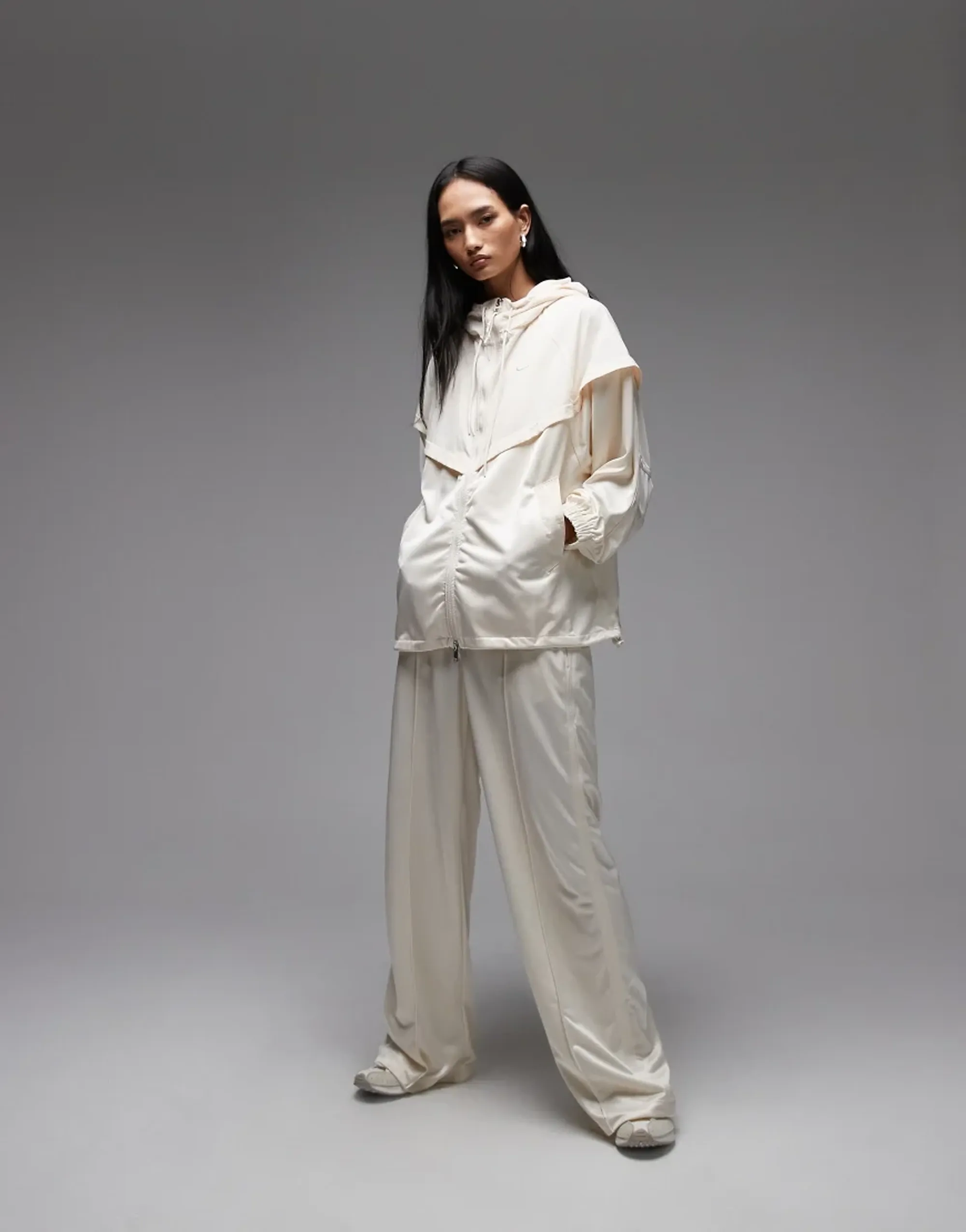 Nike Straight Leg Trousers With Belt In Cream-White