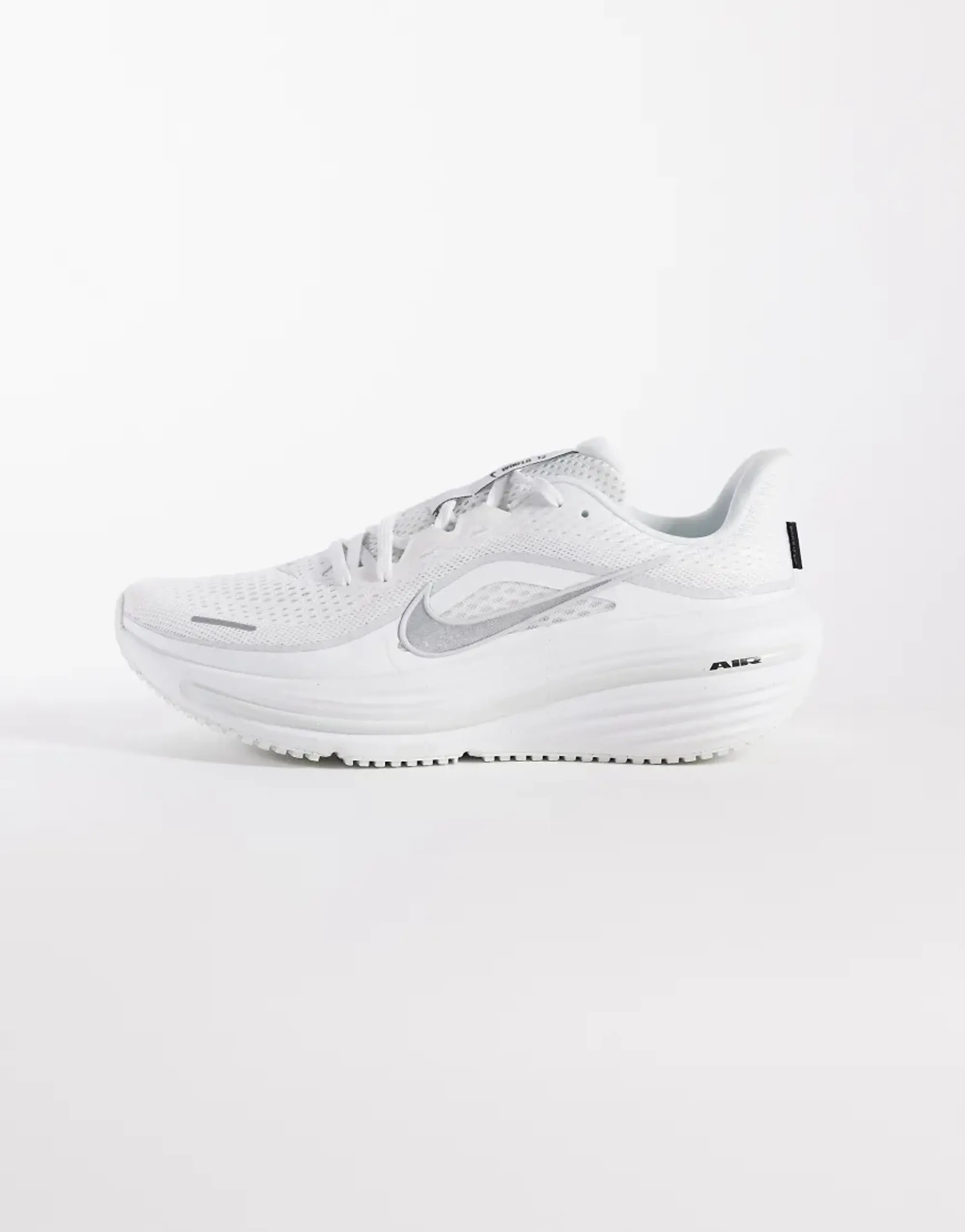 Nike Running Air Winflo 12 Trainers In White