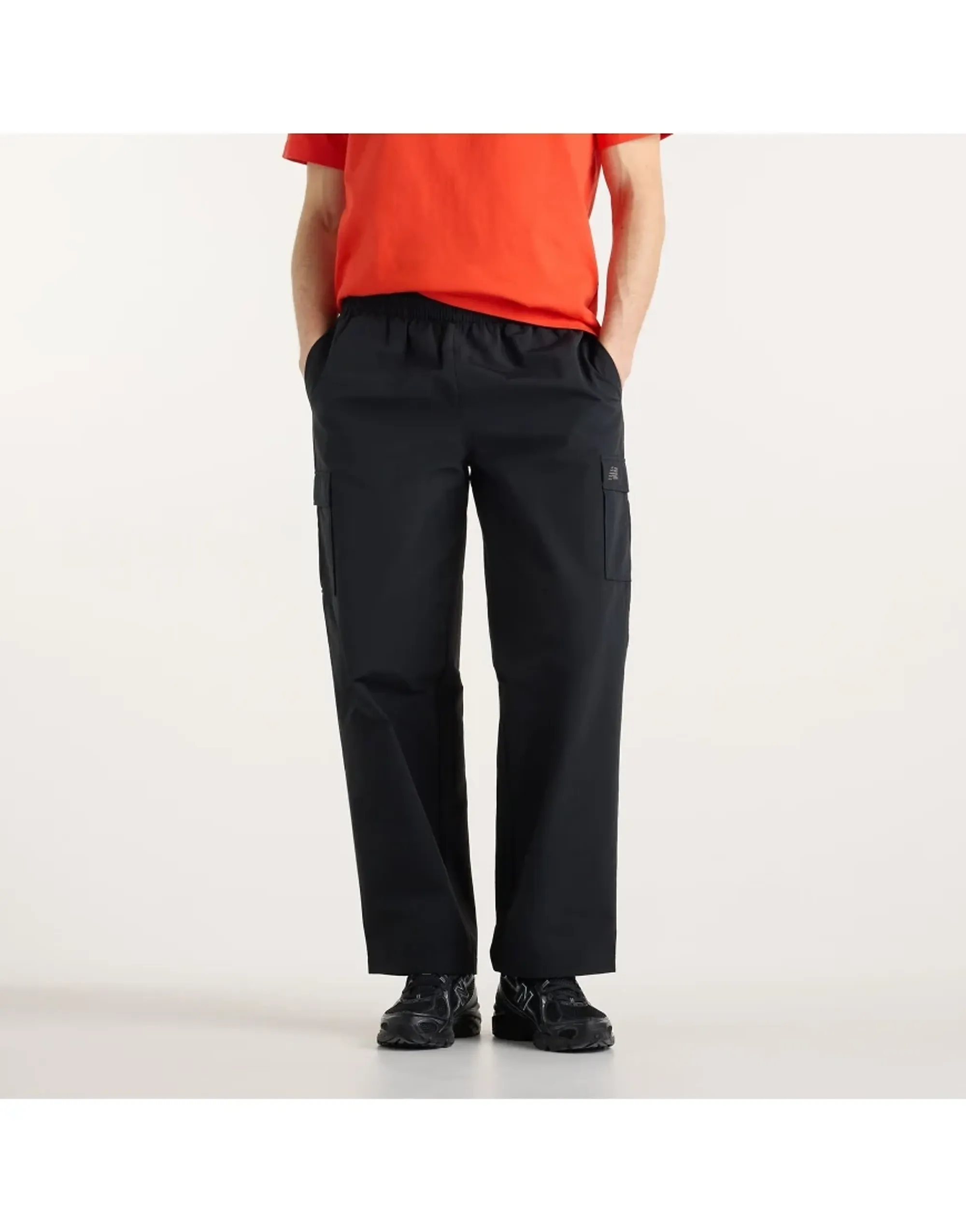 New Balance Men's Woven Cargo Pant in Black Cotton Twill