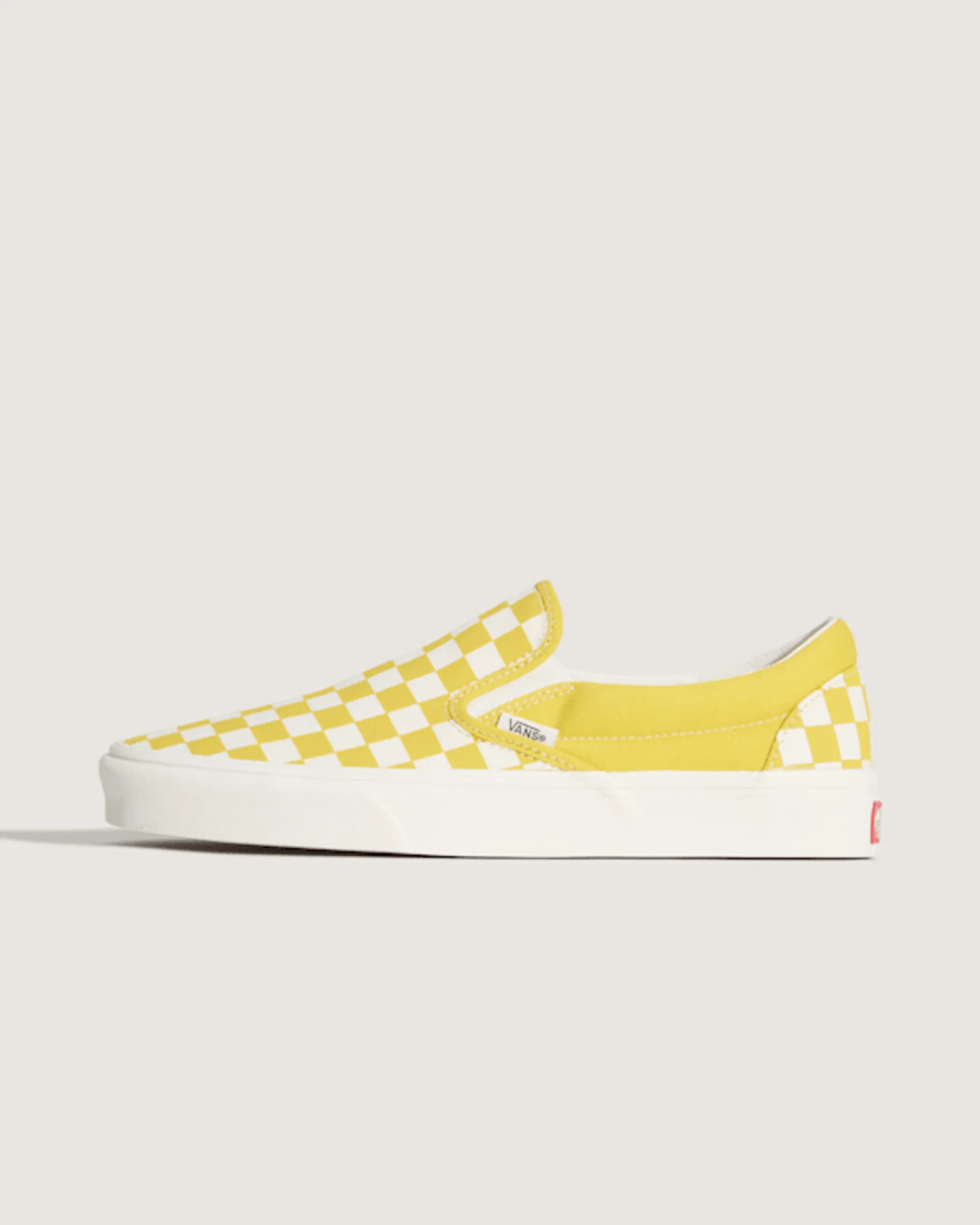 Vans - Classic Slip-On Shoes, Man, Yellow