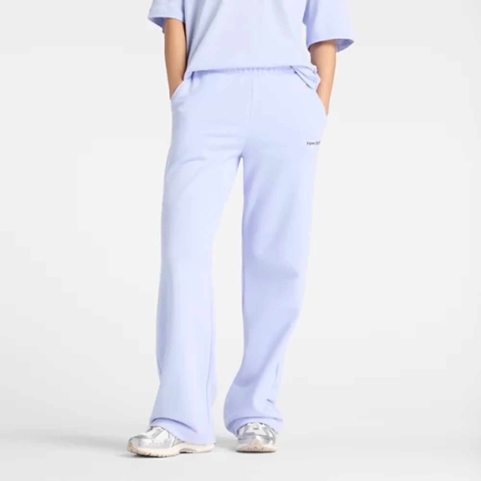 New Balance Women's Graphic Wide Leg Jogger in Purple Cotton Fleece