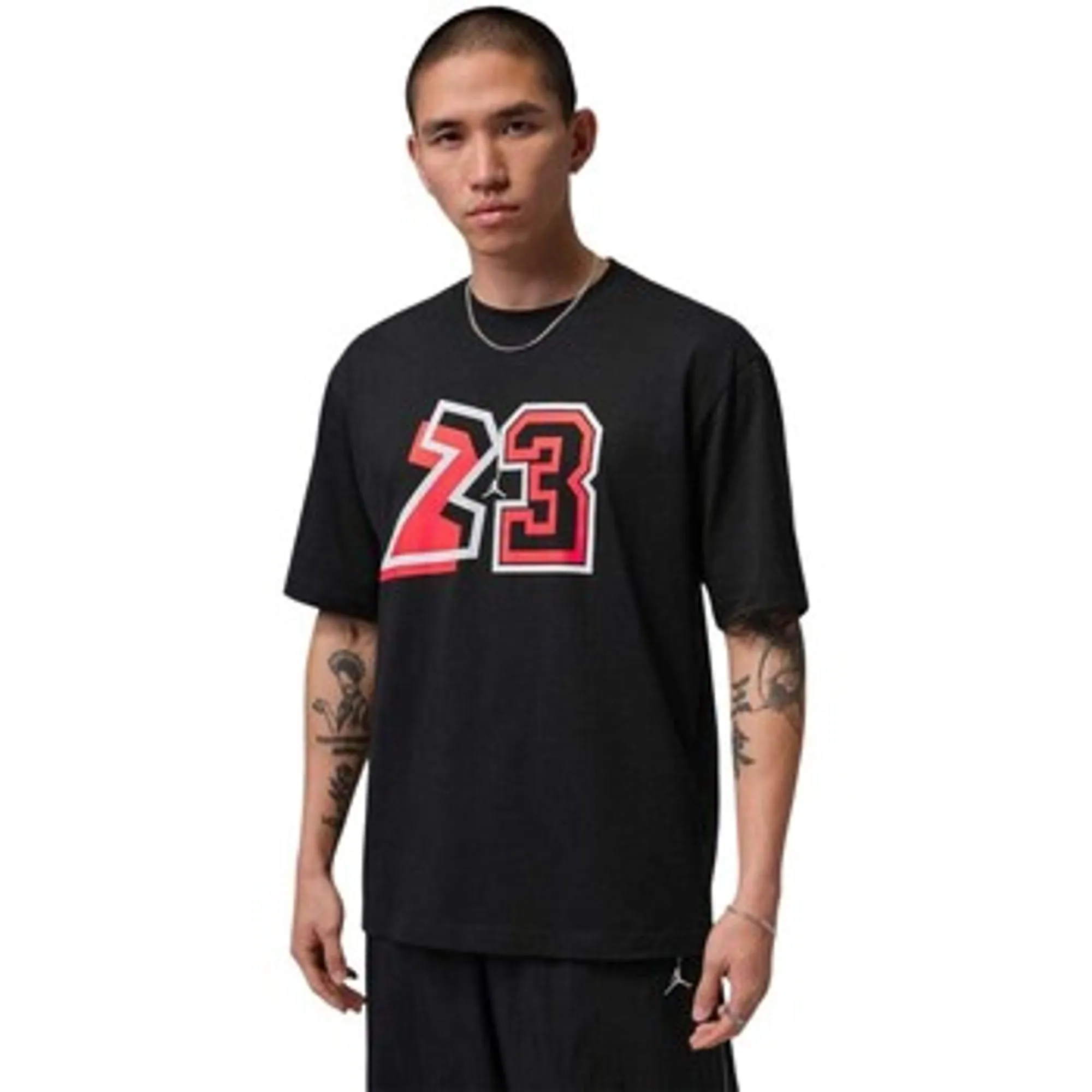 Nike  GT24021  men's T shirt in Black