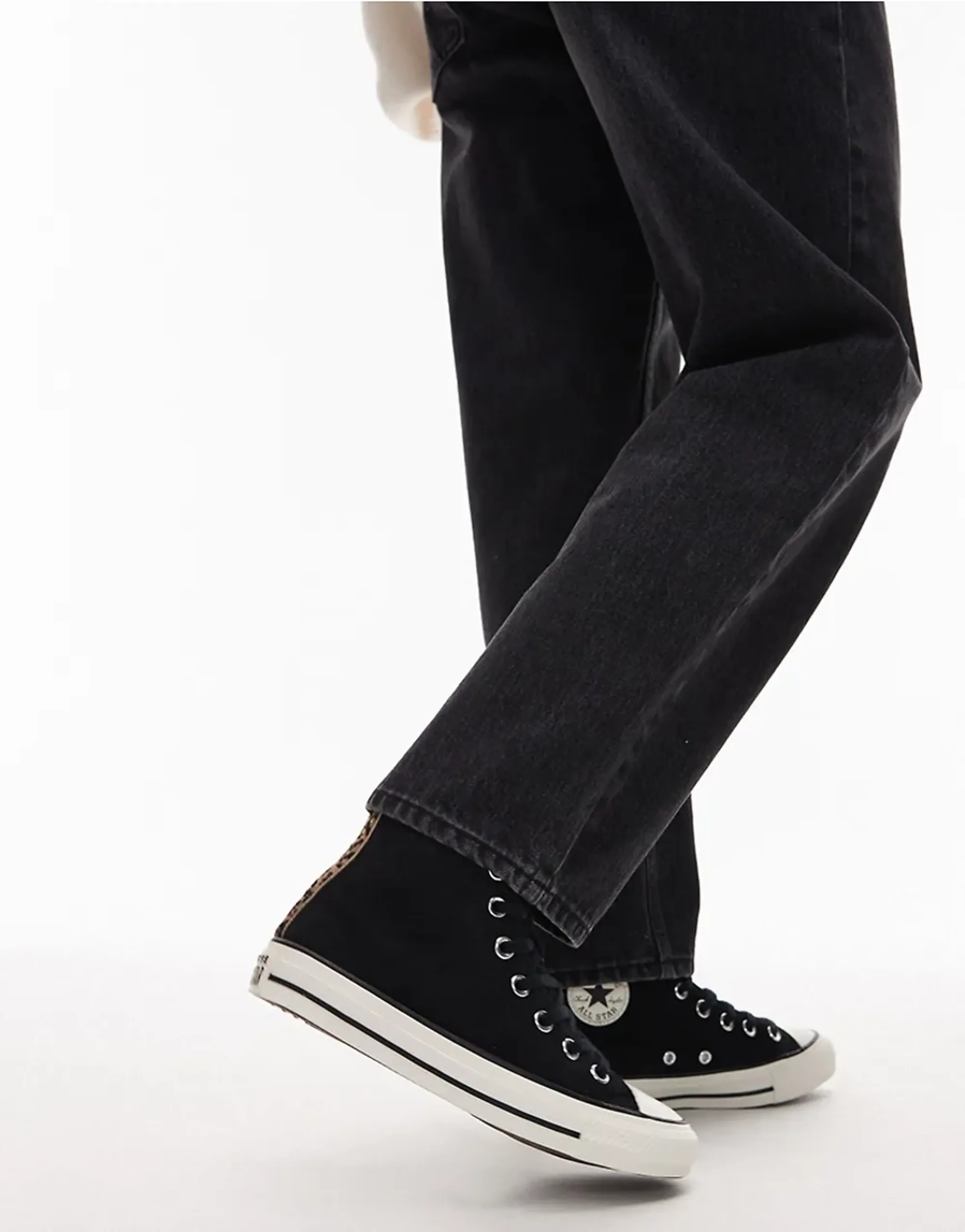 Converse Womens Chuck Taylor All Star High Trainer - Black - Size 3.5 - Black