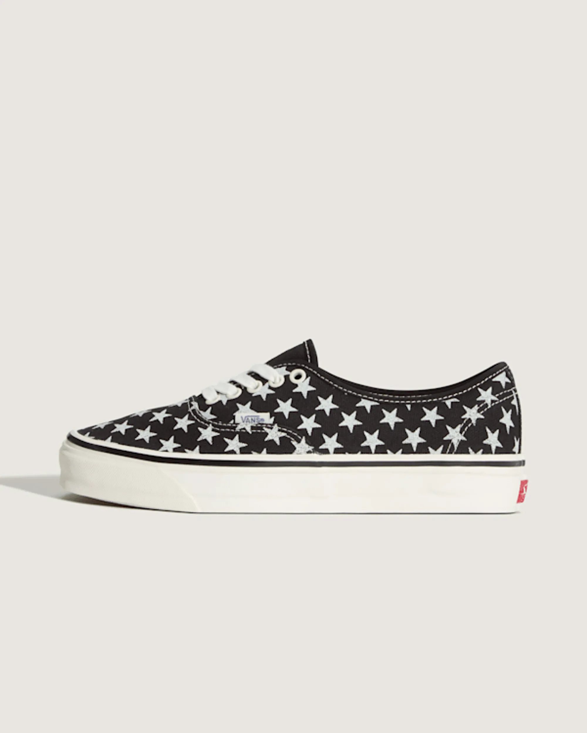 Vans - Premium Authentic Shoes, Man, Black