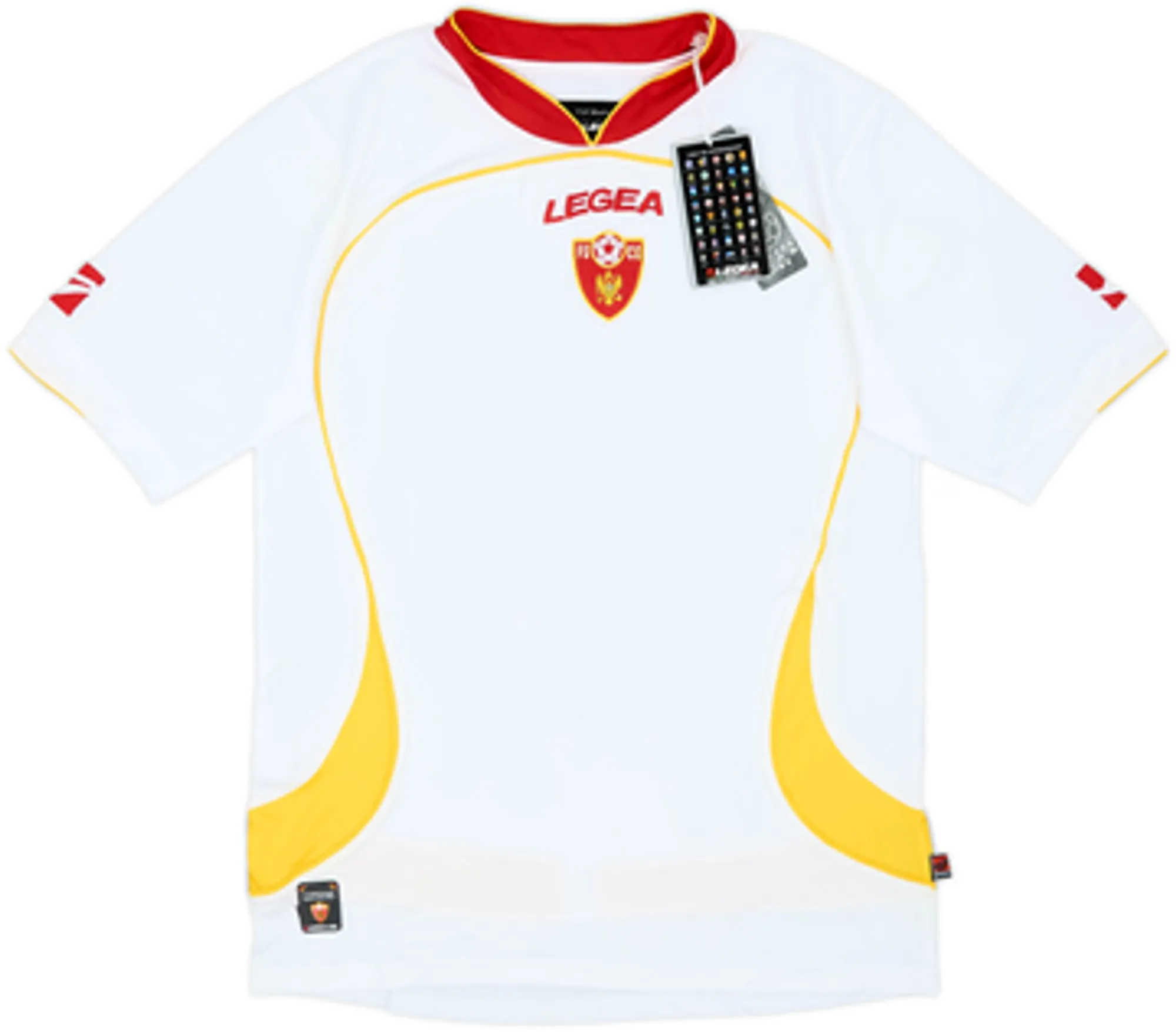 2010-11 Montenegro Away Shirt & Shorts (XL)