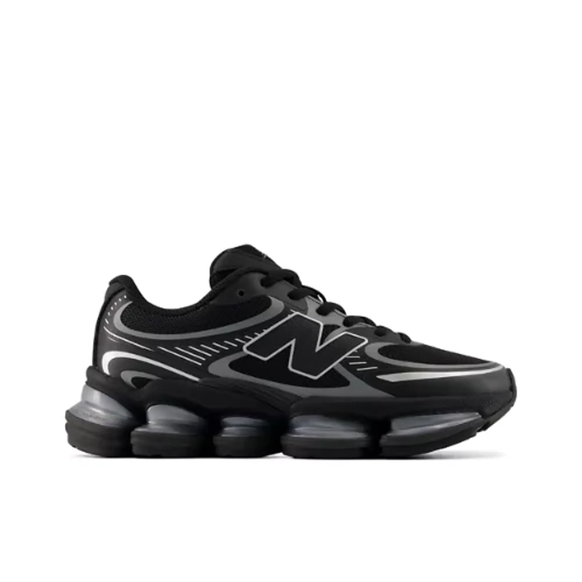 New Balance Kids 2000 Lace in Black/Grey Synthetic