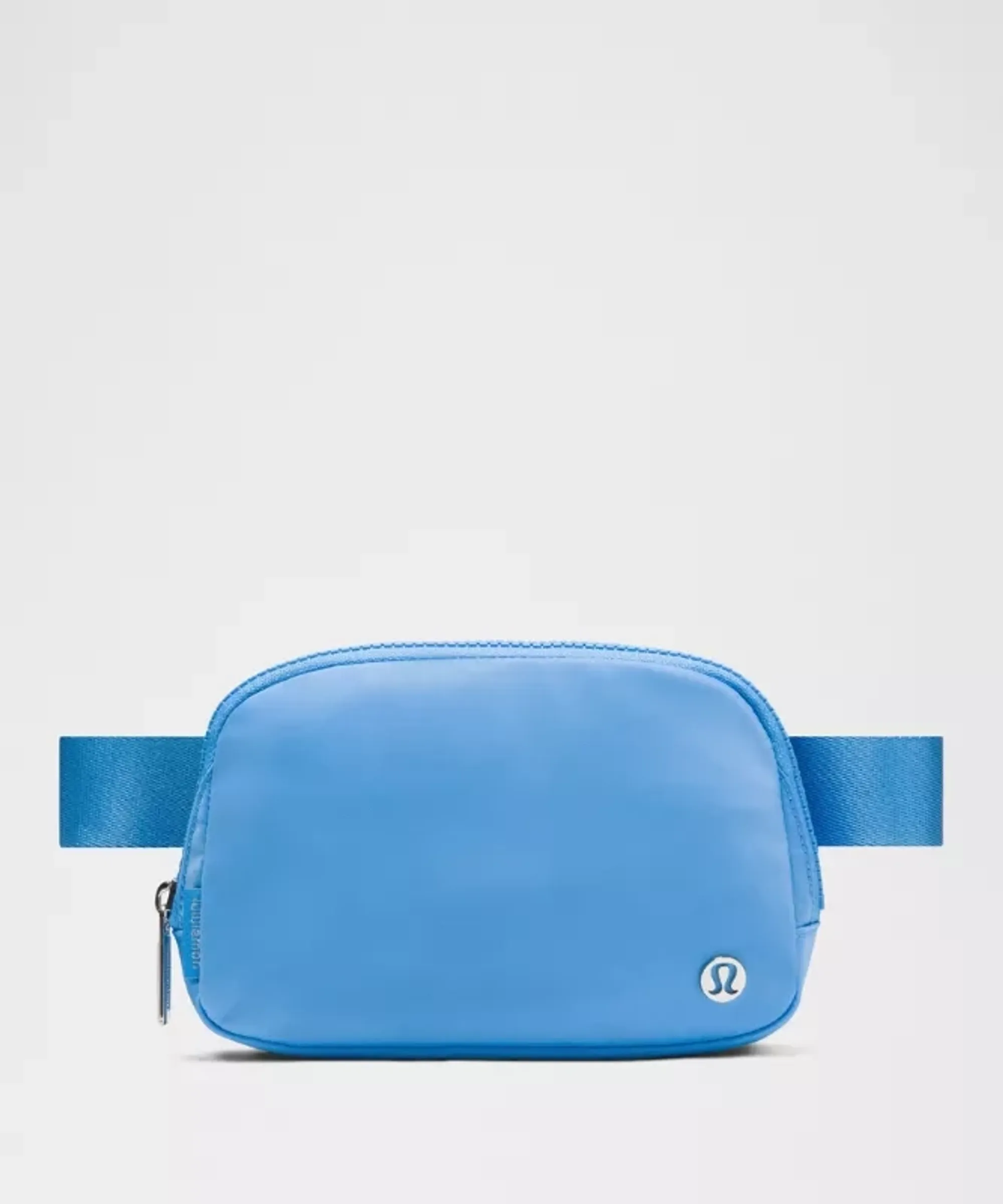 lululemon – Everywhere Belt Bag 1L – Color Silver/Blue