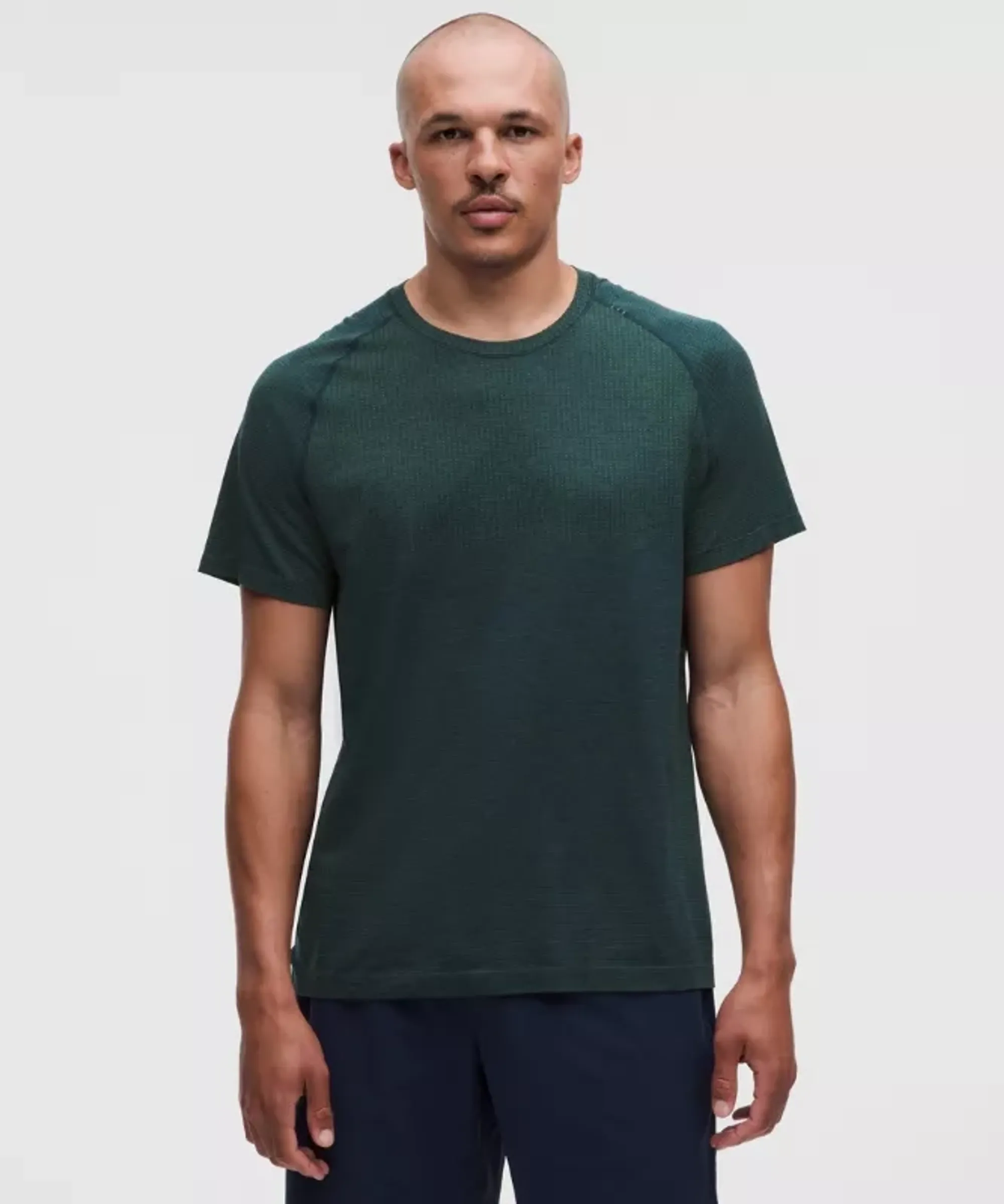 lululemon – Men's Metal Vent Tech Short-Sleeve Shirt – Color Green/Blue – Size XL