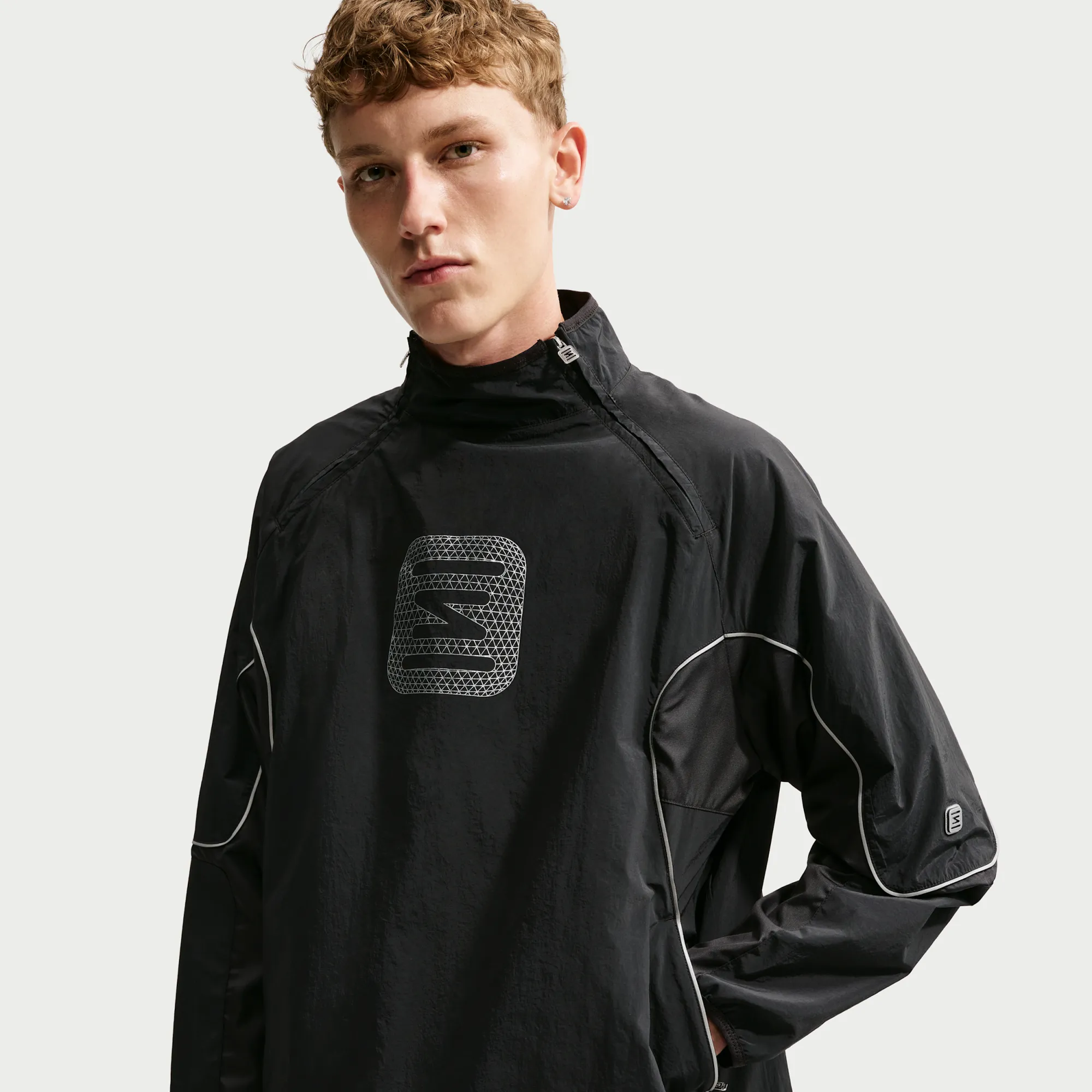 Nike Men's Woven Jacket - Black