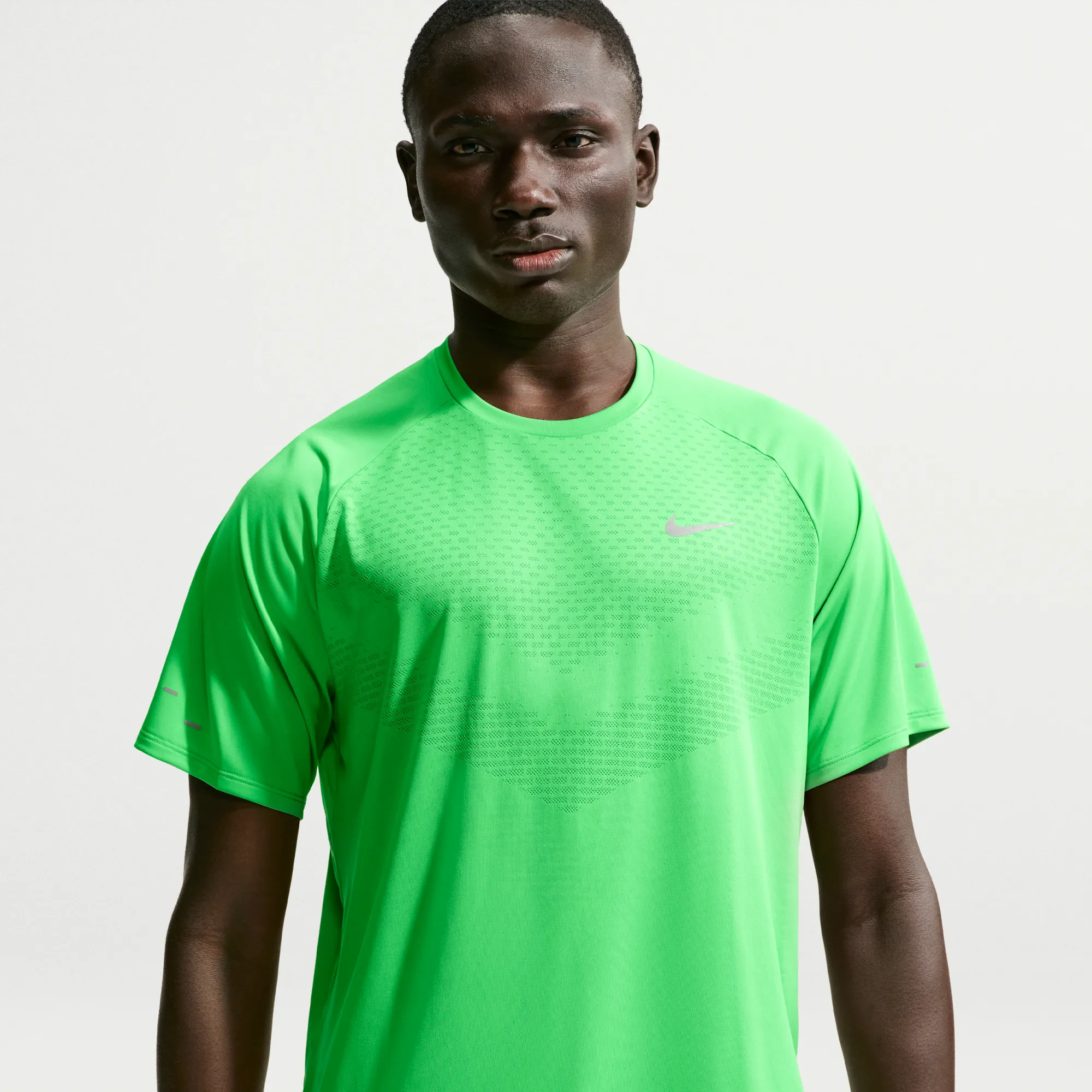 Nike Stride Men's Dri-FIT ADV Short-Sleeve Running Top - Green Spark