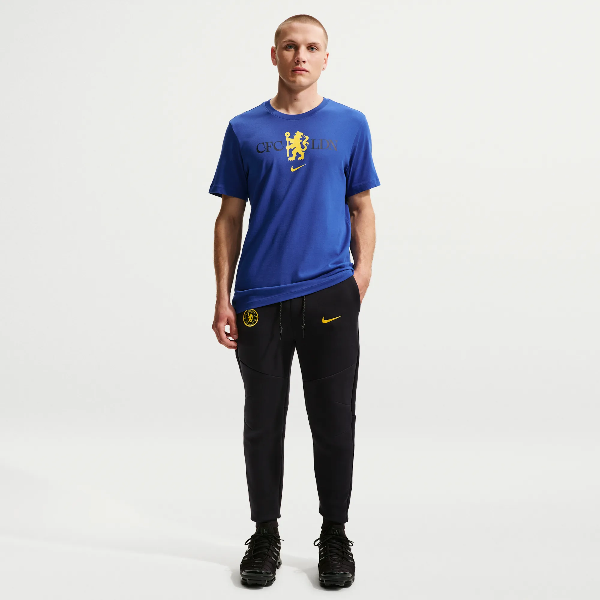 Chelsea F.C. Tech Fleece Men's Nike Football Joggers - Pitch Blue - Fleece