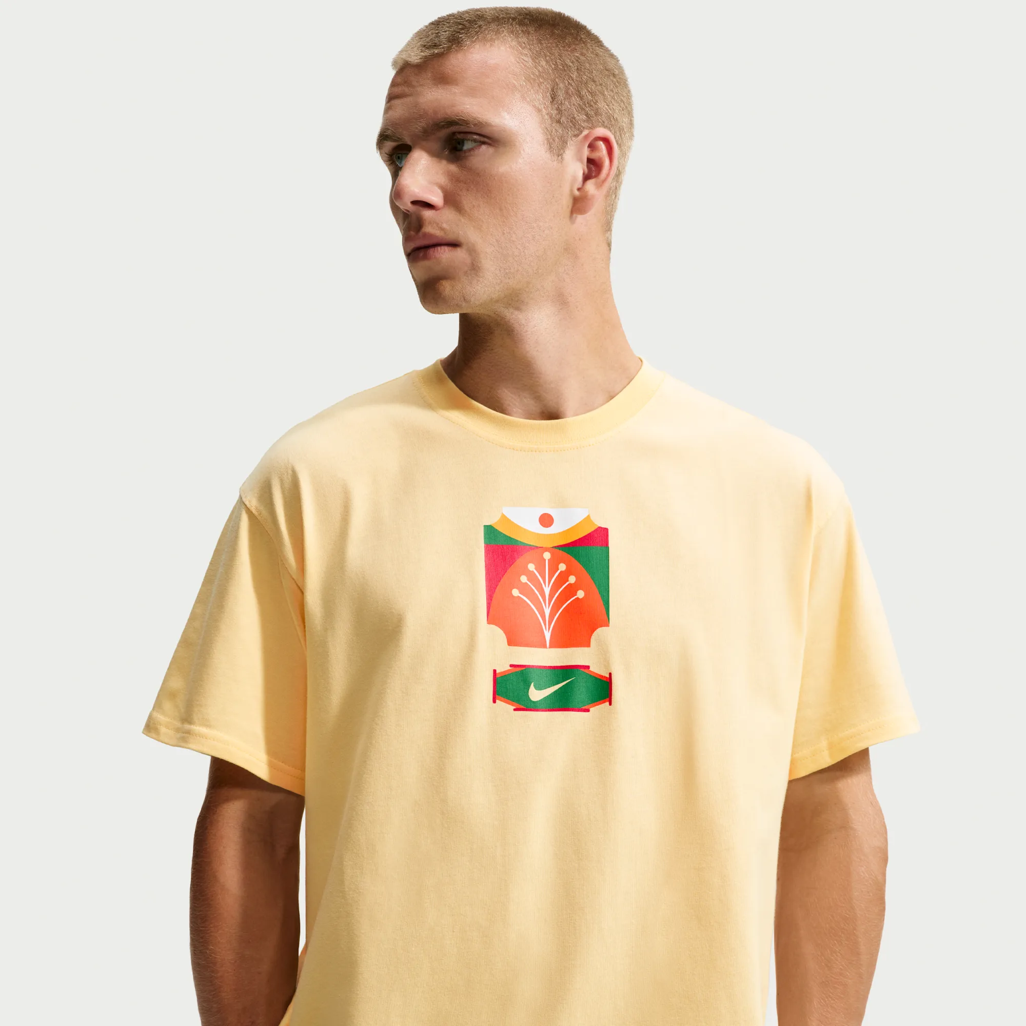 Nike T-Shirt - Soft Yellow