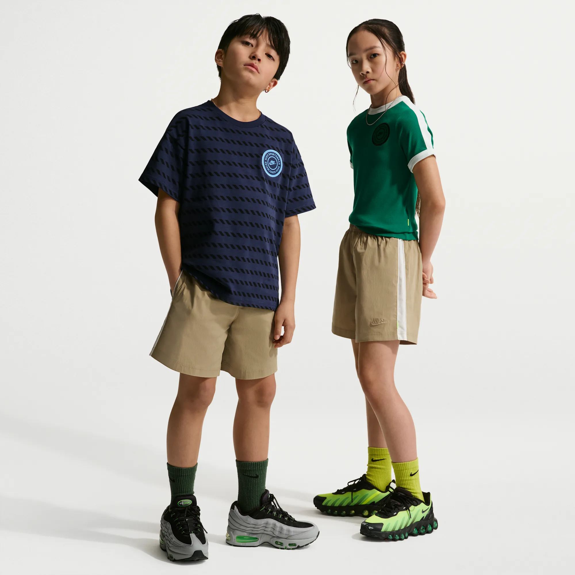 Nike Older Kids' Woven Shorts - Brown