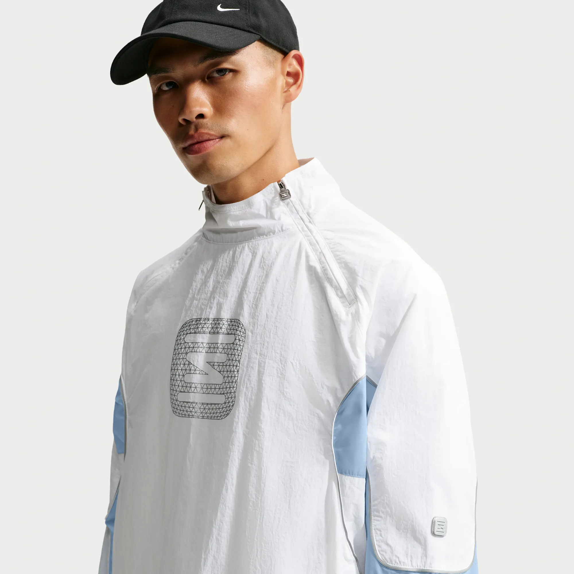 Nike Men's Woven Jacket - White