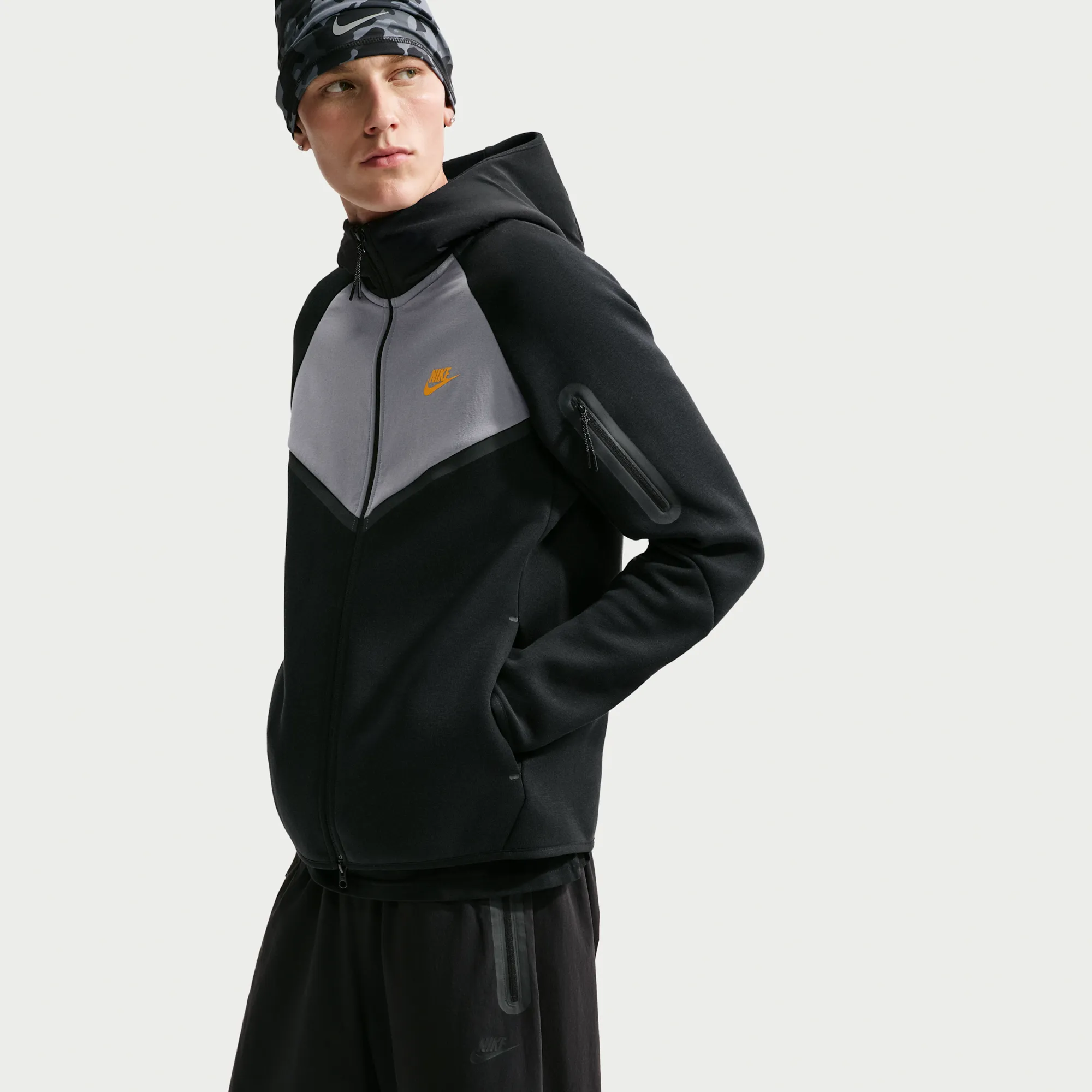 Nike Tech Men's Fleece Windrunner Full-Zip Jacket - Black - Fleece