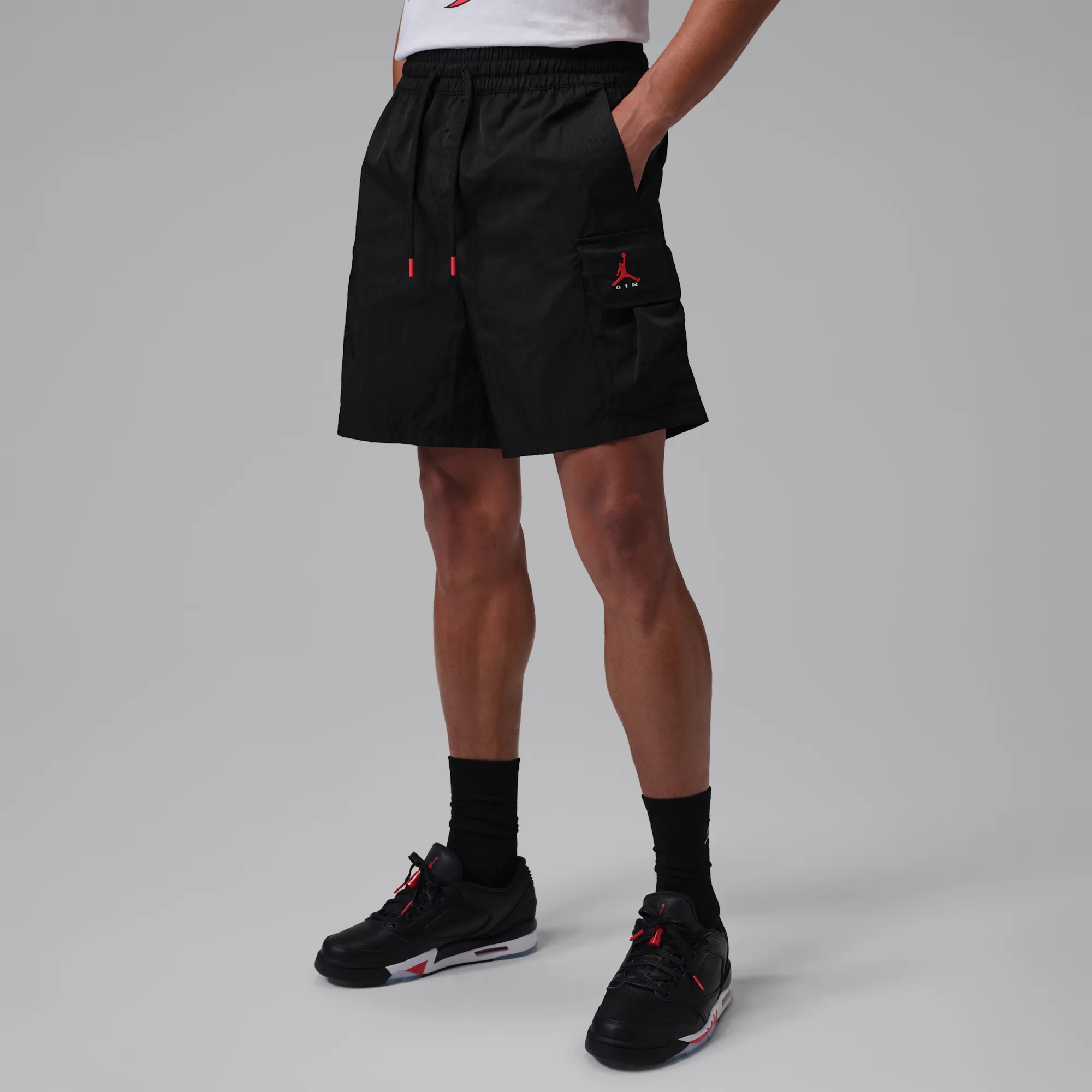 Nike Jordan Brooklyn Men's Woven Cargo Shorts - Black