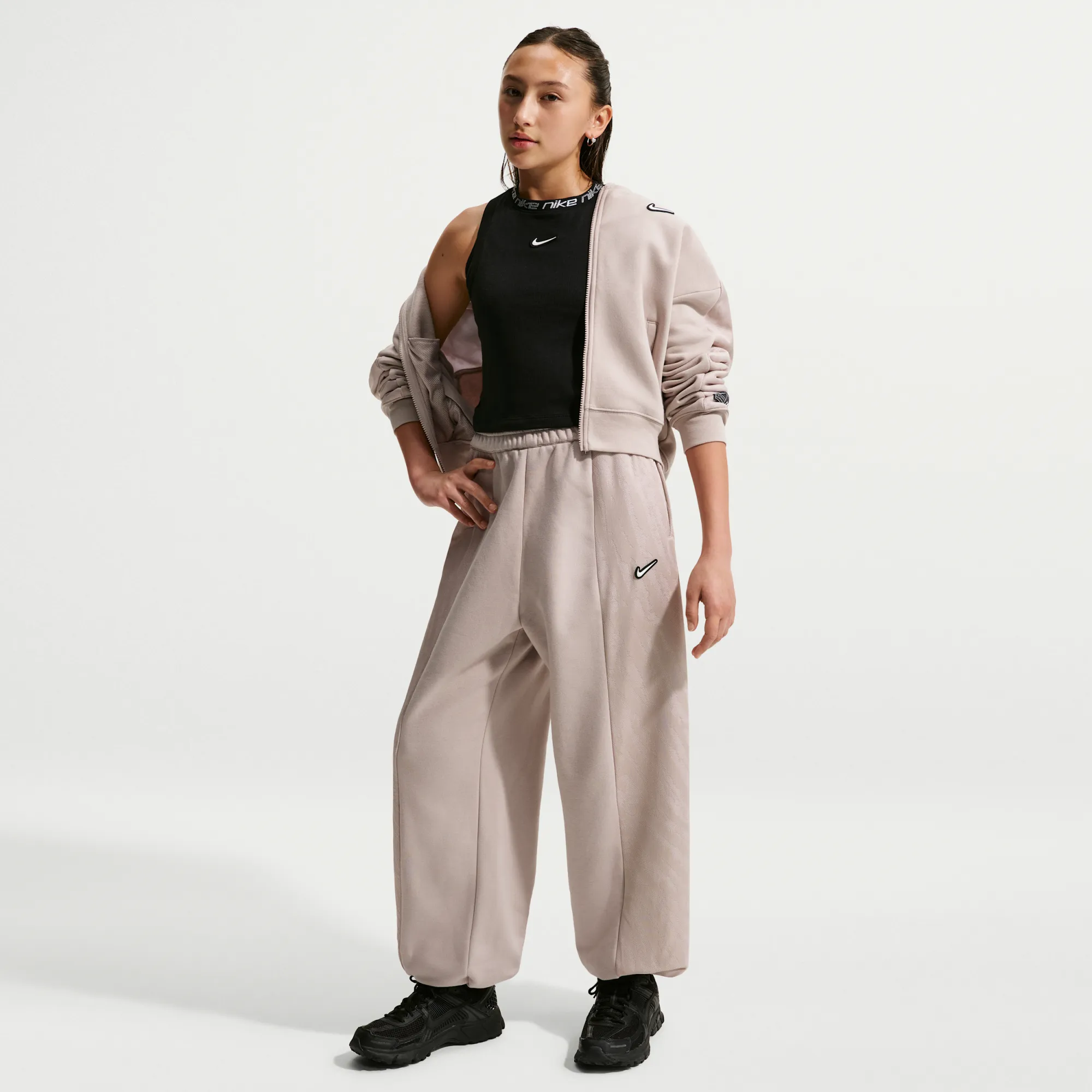 Nike Older Kids' (Girls') Fleece Trousers - Brown - Fleece